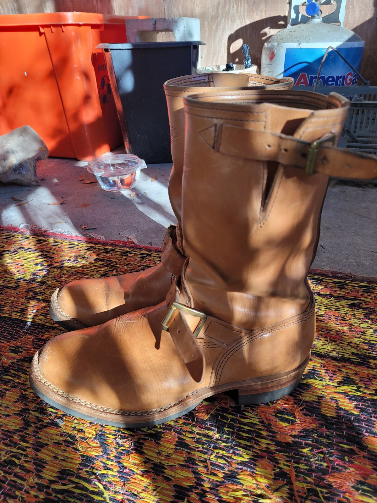 Photo by markieballa on January 5, 2025 of the Wesco Mister Lou in Maryam Natural Horsebutt.