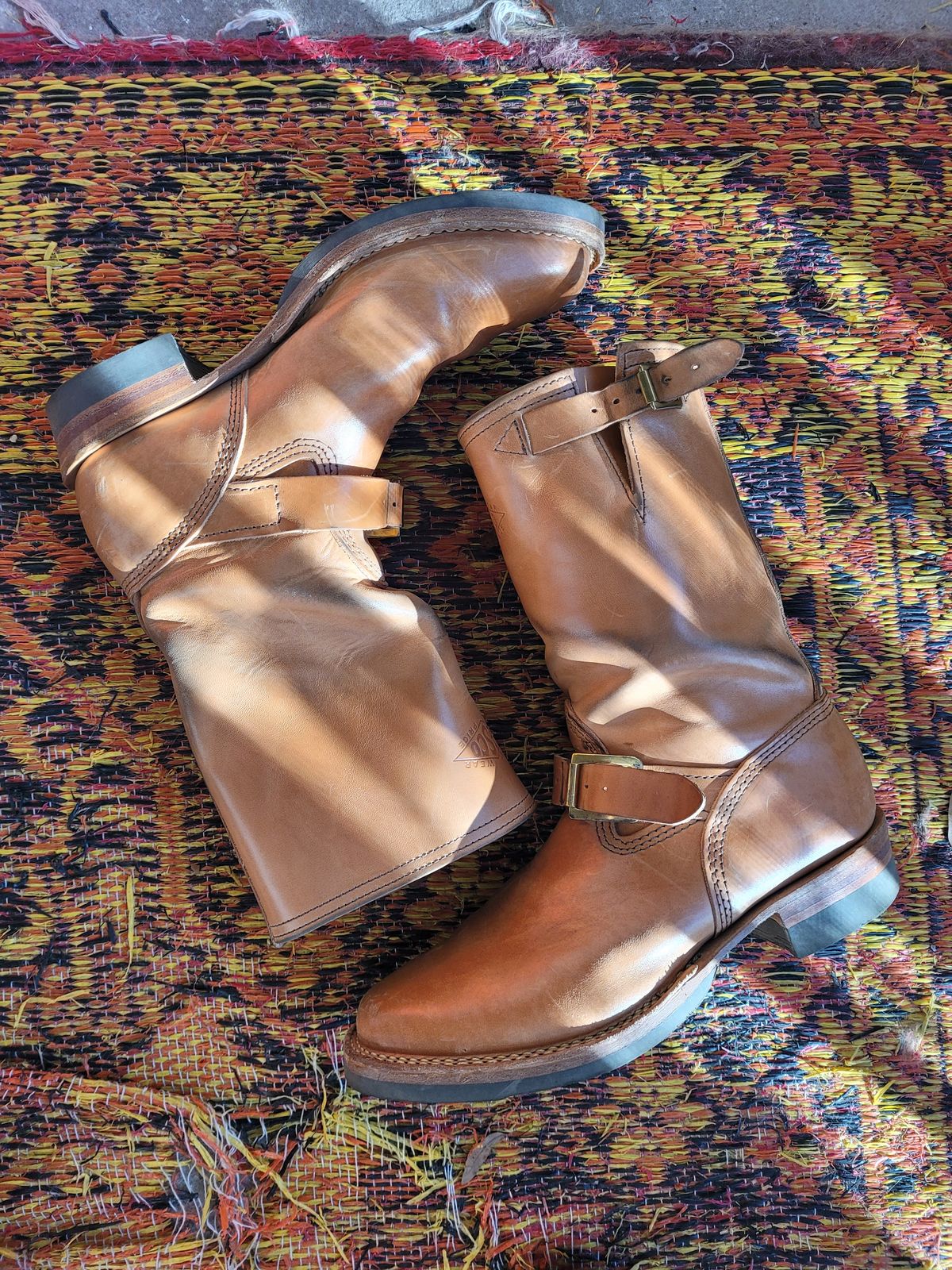 Photo by markieballa on January 5, 2025 of the Wesco Mister Lou in Maryam Natural Horsebutt.