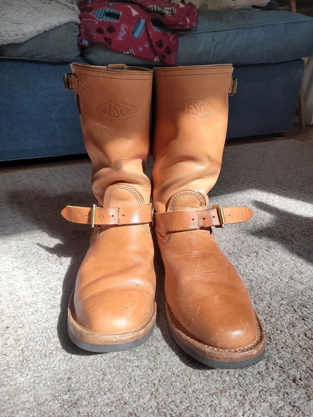 Photo by markieballa on February 4, 2025 of the Wesco Mister Lou in Maryam Natural Horsebutt.