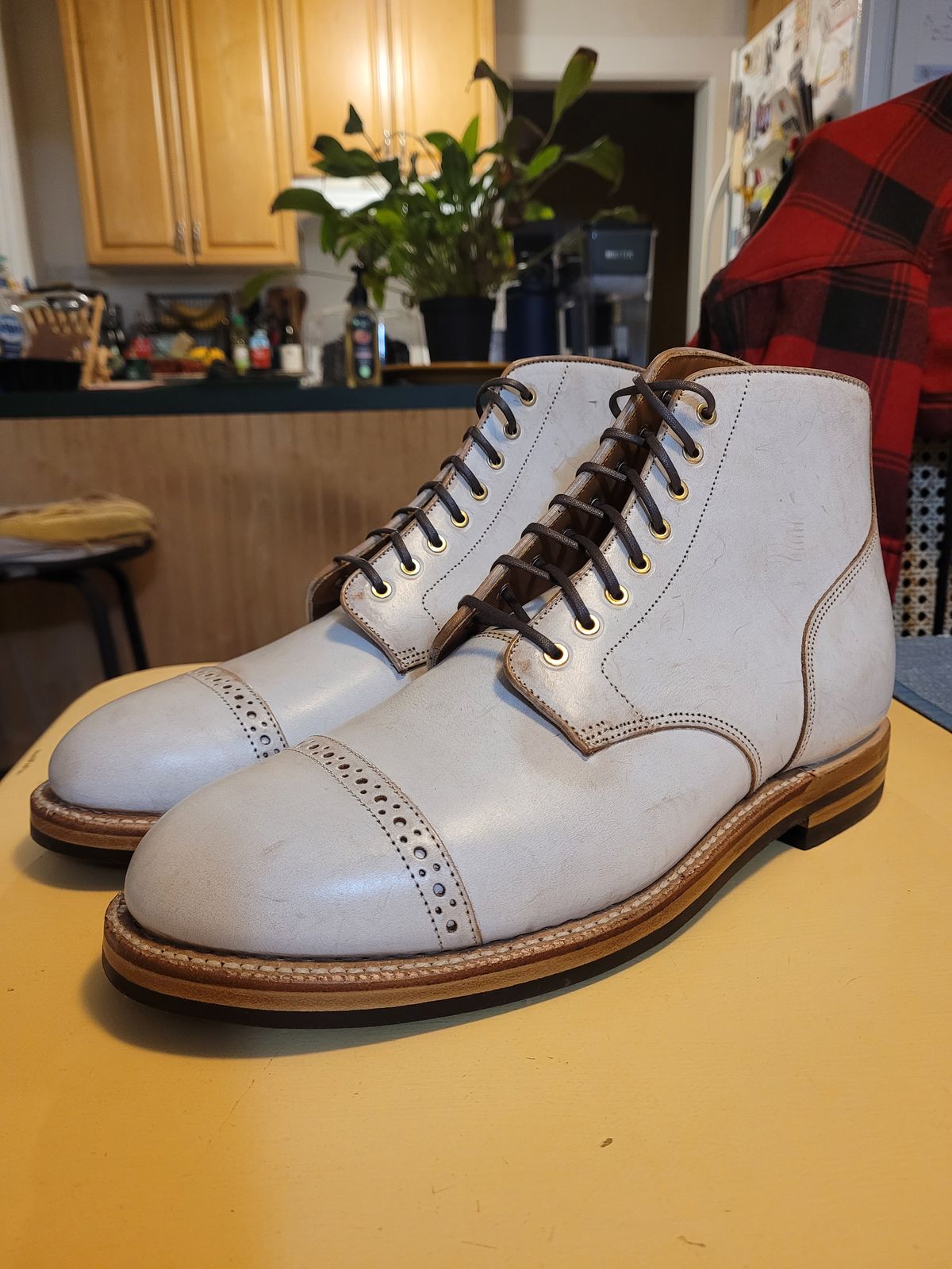 Photo by markieballa on December 1, 2024 of the Grant Stone Garrison Boot in Conceria Walpier Ghost Burro.