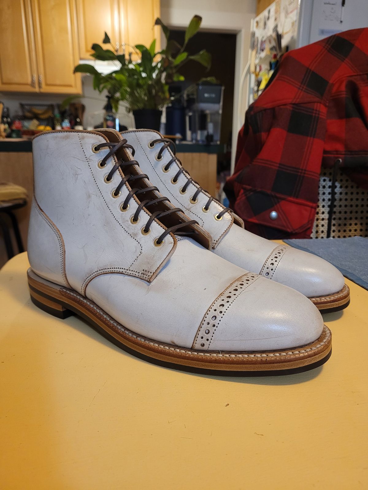 Photo by markieballa on December 1, 2024 of the Grant Stone Garrison Boot in Conceria Walpier Ghost Burro.
