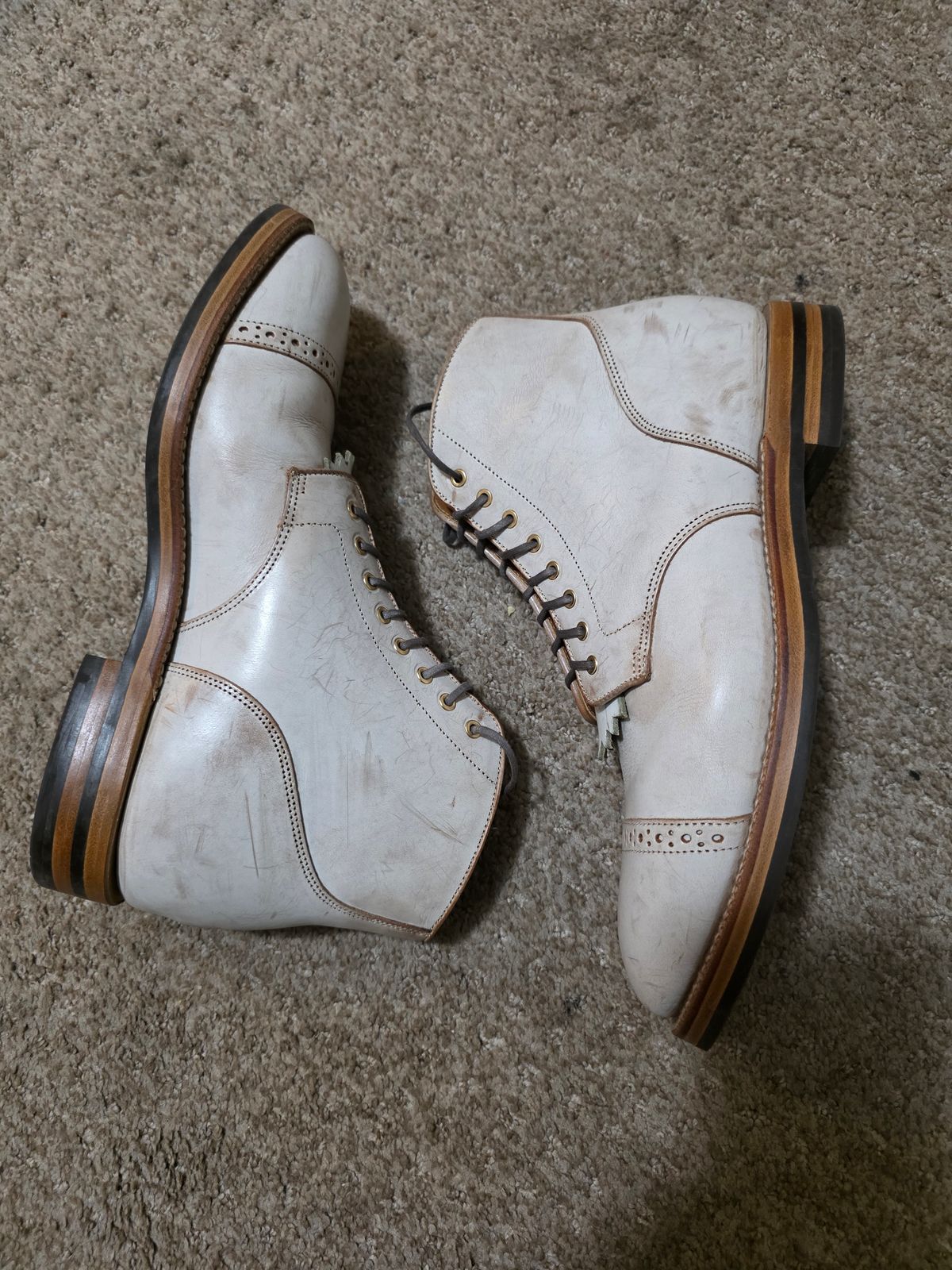 Photo by markieballa on November 5, 2025 of the Grant Stone Garrison Boot in Conceria Walpier Ghost Burro.