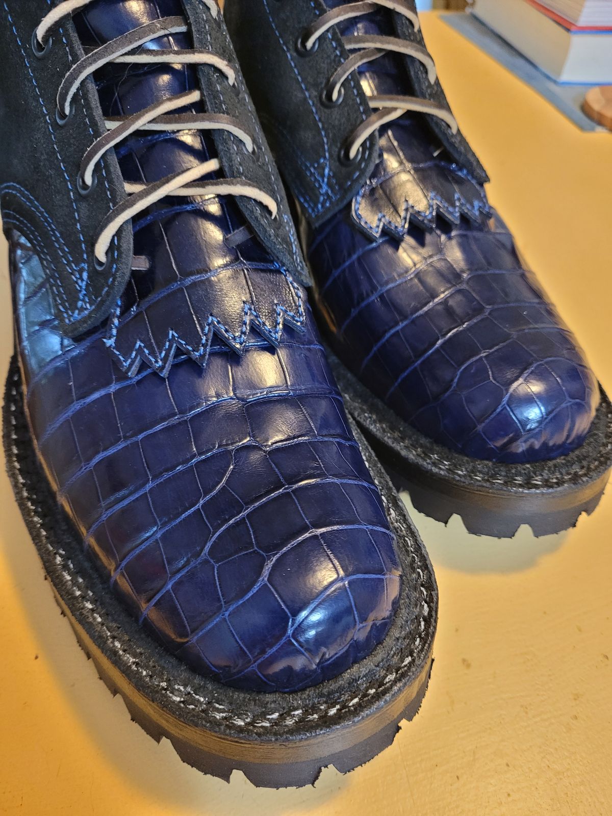 Photo by markieballa on July 11, 2025 of the Frank's Boots Type 2 Highlander in Blue Nile Crocodile & Black Roughout Work Leather.