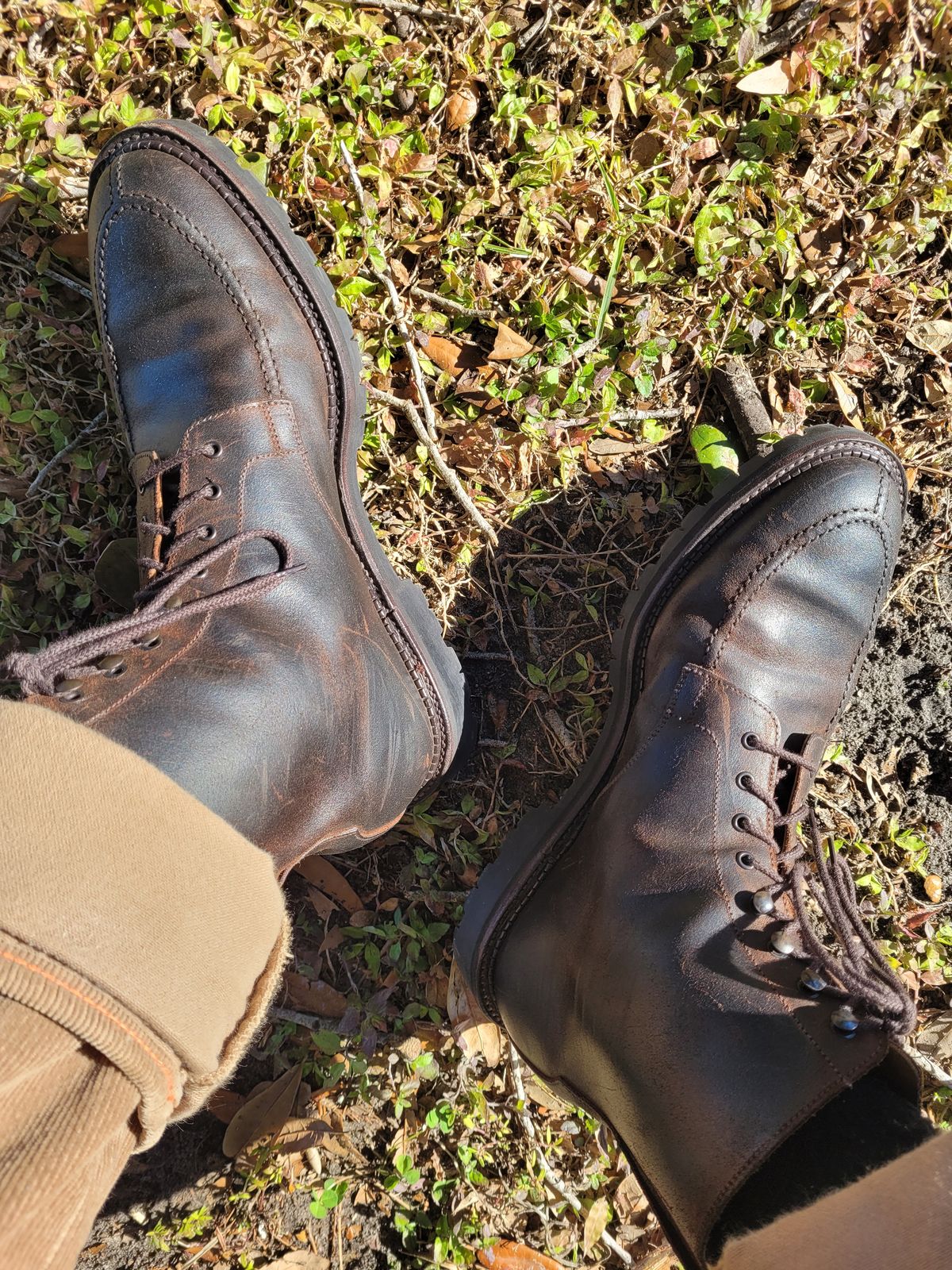 Photo by markieballa on January 14, 2025 of the Crockett & Jones Indiana in Dark Brown Roughout Suede.