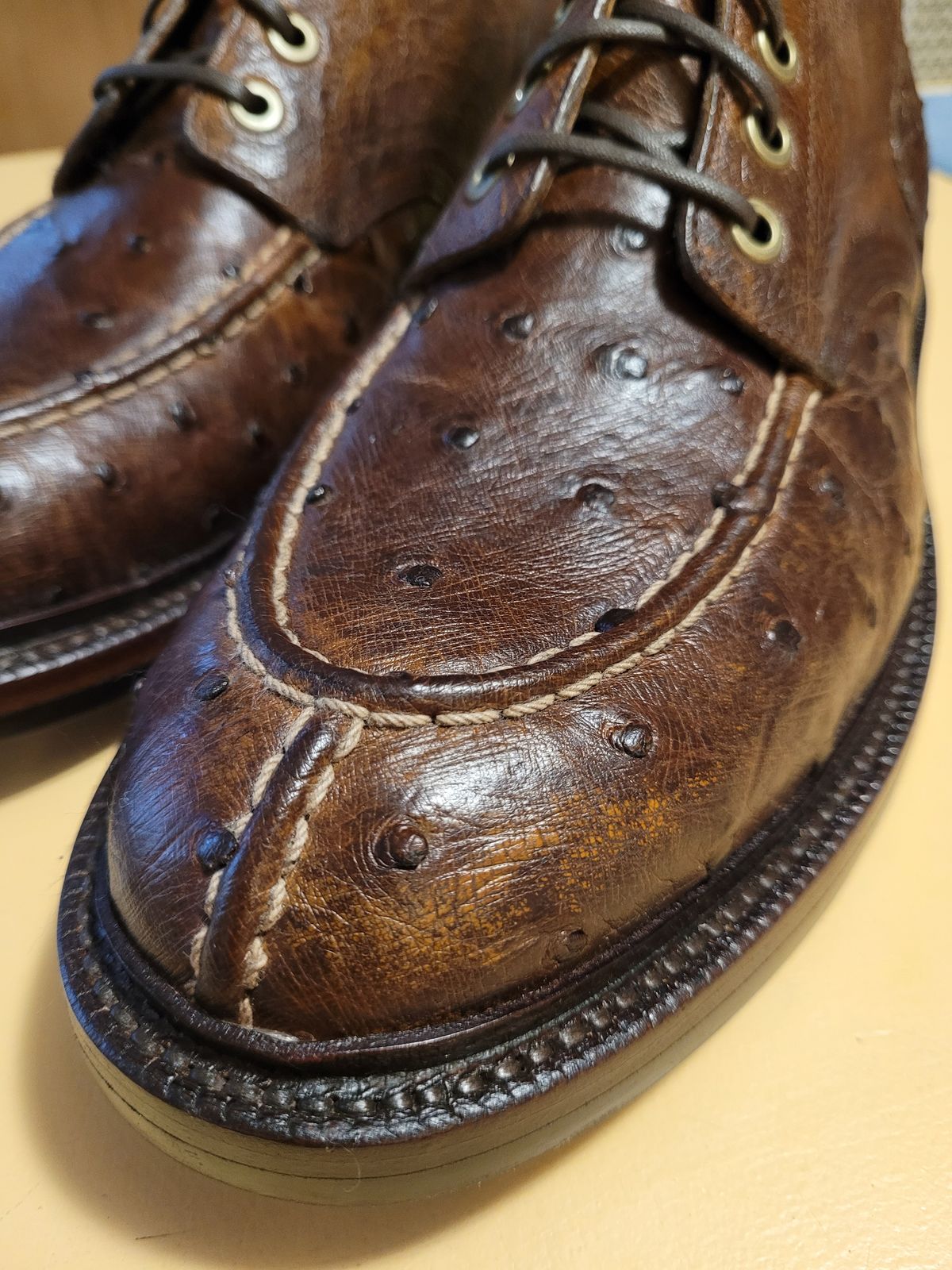 Photo by markieballa on January 28, 2024 of the Grant Stone Ottawa Boot in Tumbled Chestnut Ostrich.