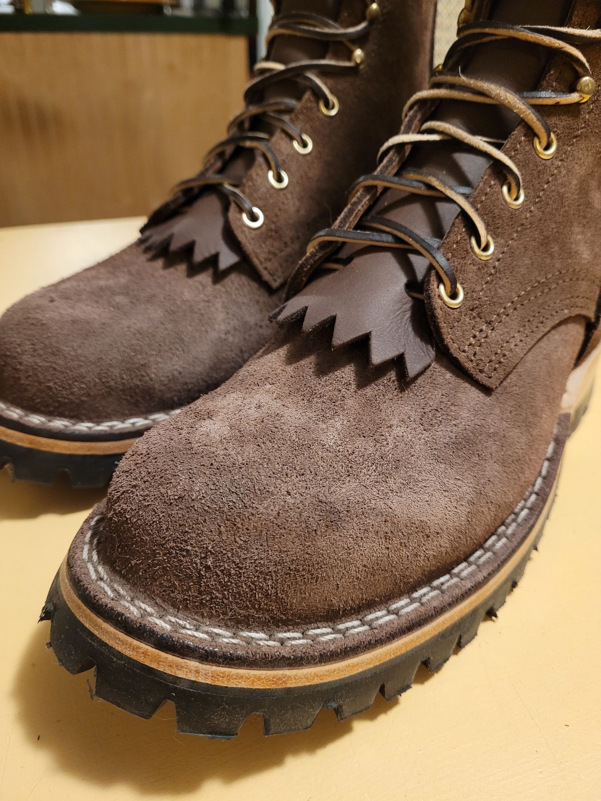 Photo by markieballa on October 13, 2023 of the Nicks BuilderPro in Seidel MaxSupport Walnut Roughout.