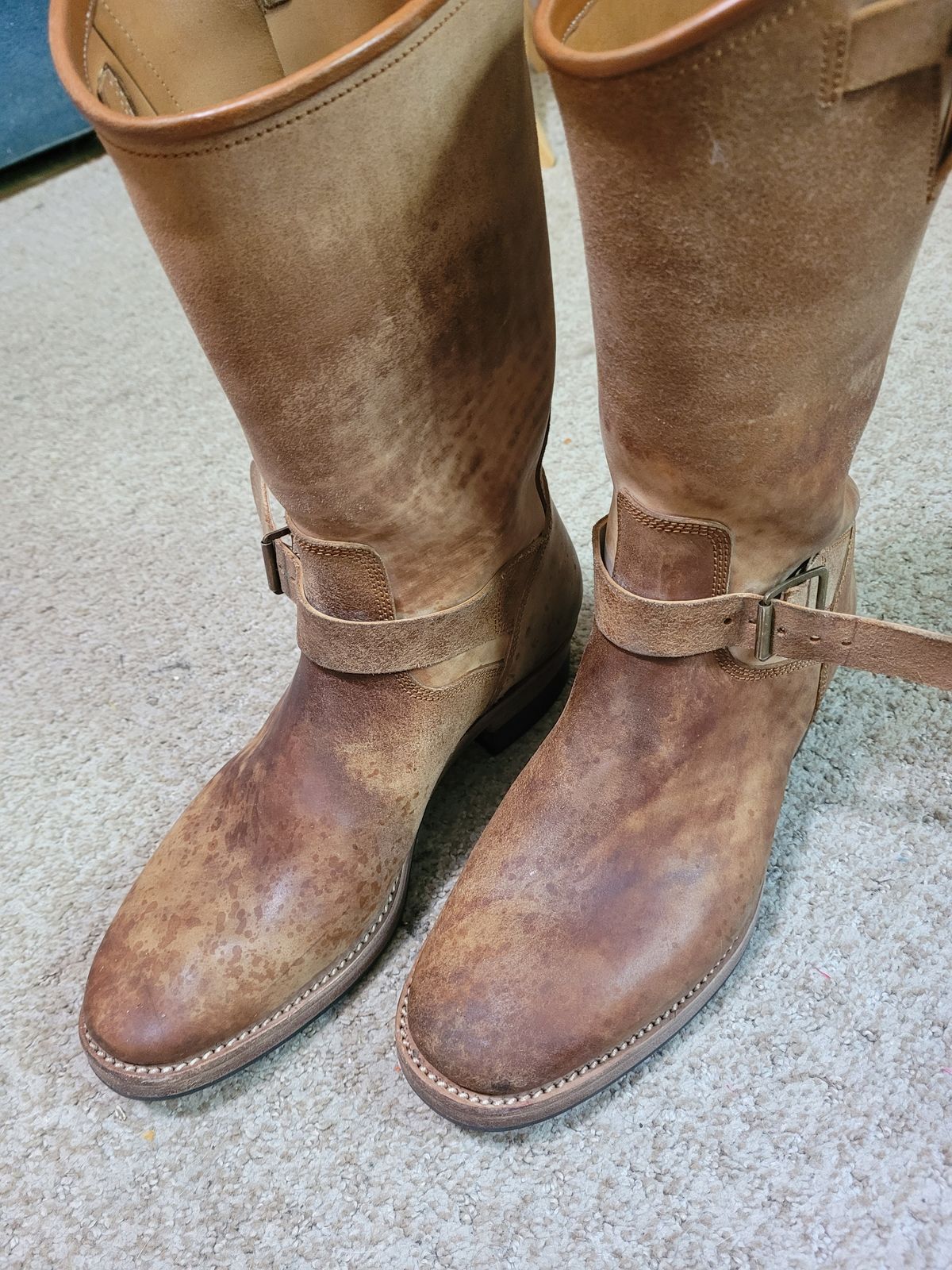 Photo by markieballa on July 3, 2025 of the Kiattoko Handmade El Tippo in Italian Natural Crust Horsebutt.