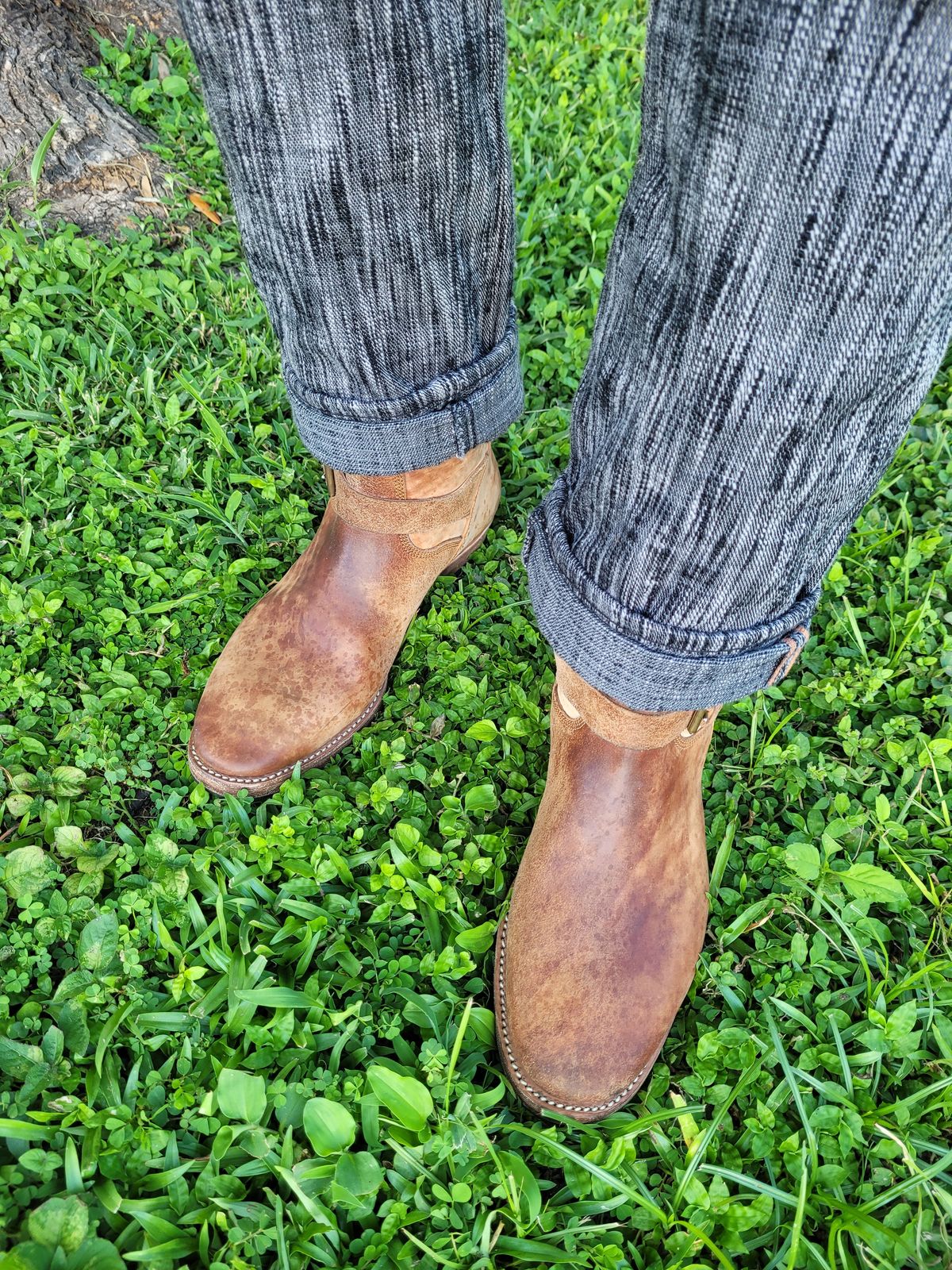 Photo by markieballa on August 22, 2025 of the Kiattoko Handmade El Tippo in Italian Natural Crust Horsebutt.