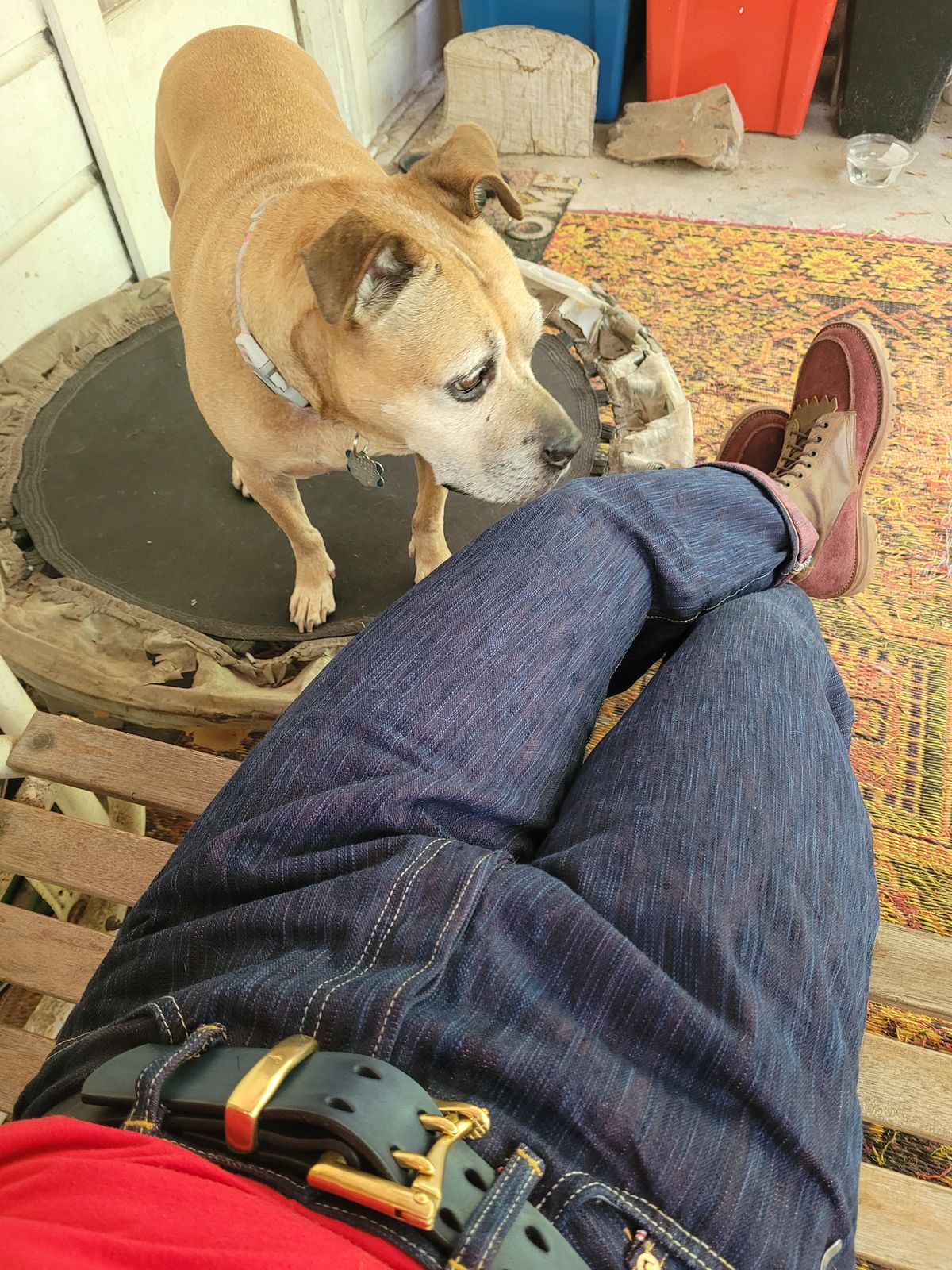 Photo by markieballa on May 26, 2025 of the Studio d'Artisan SP-084 15oz 45th Hinode Awa Shoai Jeans Regular Straight in 15 oz Tokushima Hinode Awa Shoai Natural Indigo/Akane Selvedge Denim.