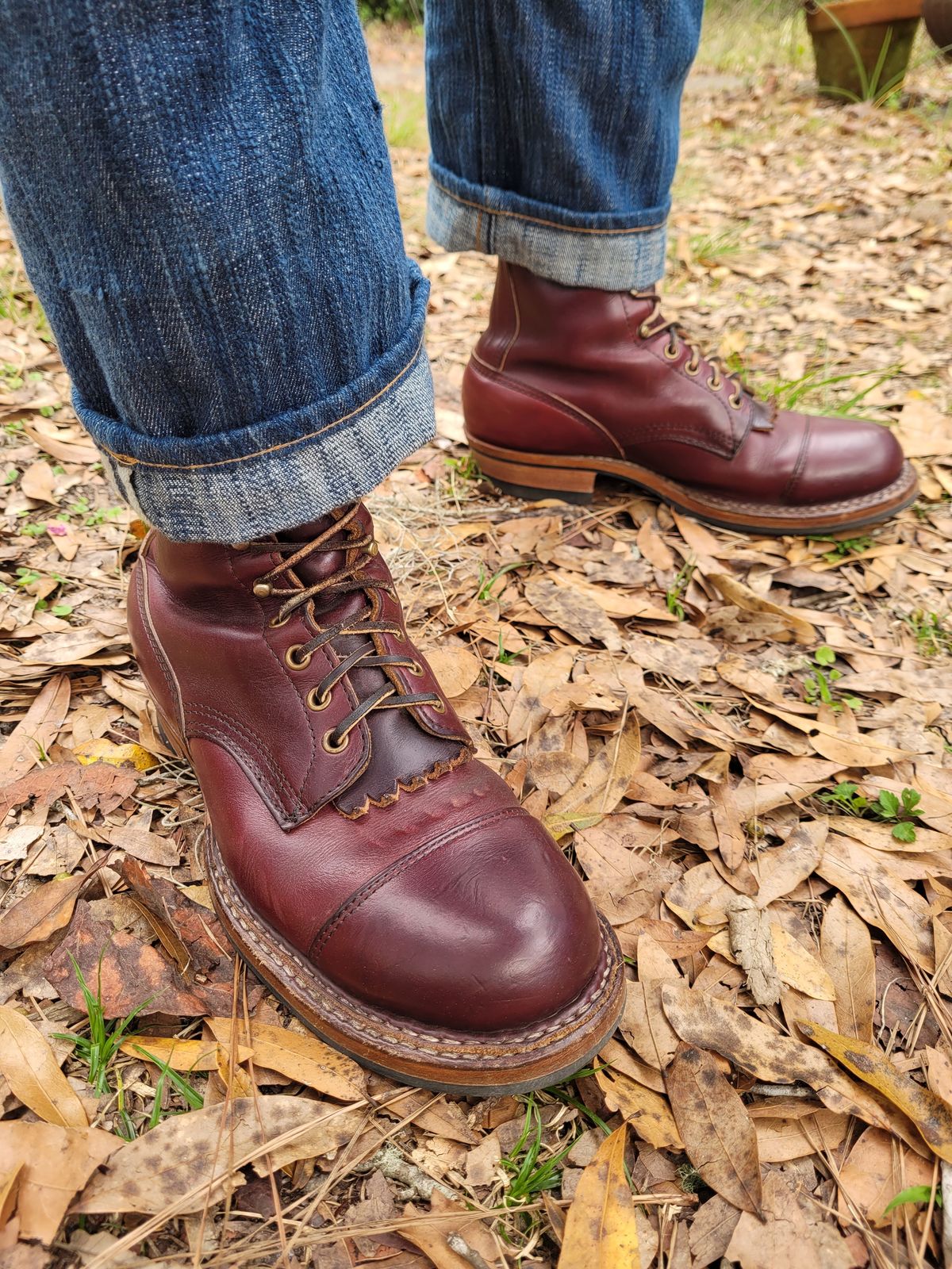 Photo by markieballa on February 13, 2025 of the White's Custom Model in Horween Color 8 Chromexcel.