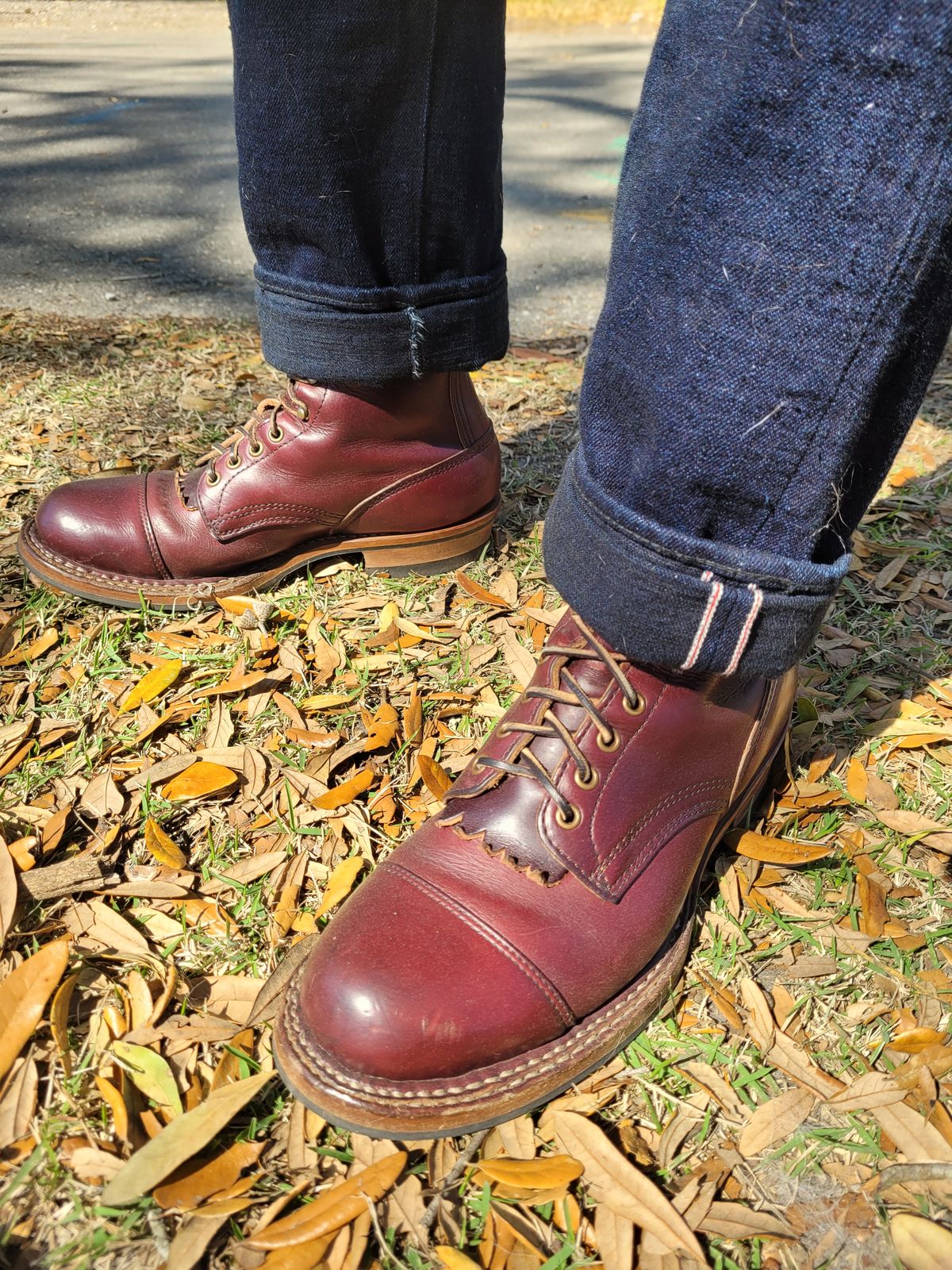 Photo by markieballa on March 7, 2025 of the White's Custom Model in Horween Color 8 Chromexcel.