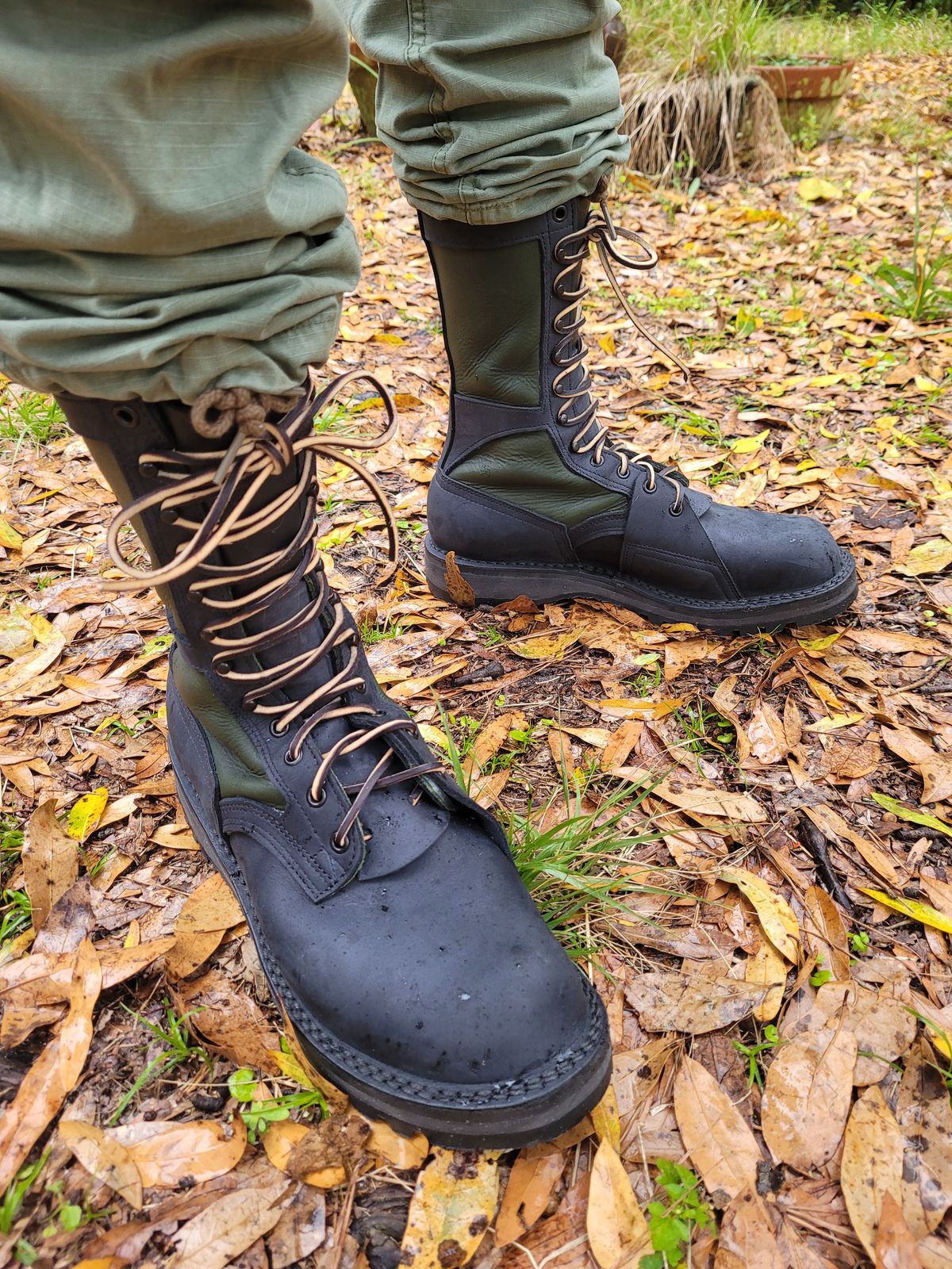 Photo by markieballa on March 5, 2025 of the Nicks x Rose Anvil ND4 in Seidel WeatherShield Black & Seidel Supersoft Green.