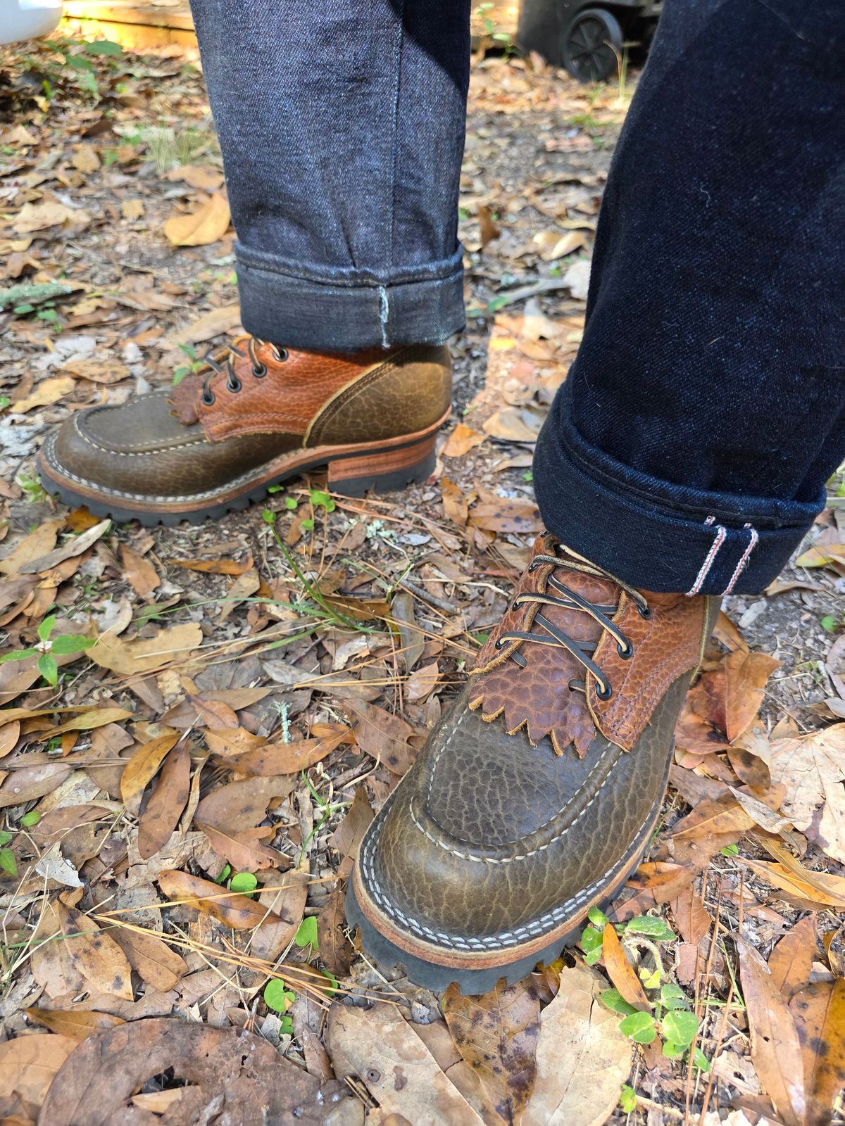 Photo by markieballa on November 17, 2025 of the Nicks BuilderPro in Law Tanning Olive Smooth Shruken Bison & Law Tanning Brown Smooth Shruken Bison.