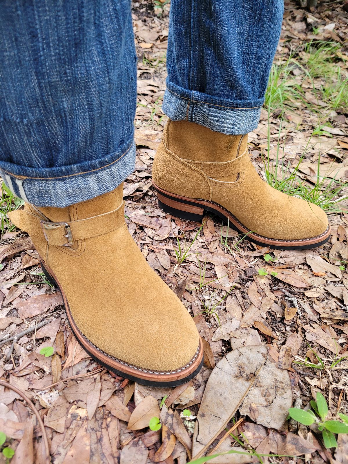 Photo by markieballa on July 6, 2025 of the Keystone Shoe Company Engineer Boot in Tan Roughout.