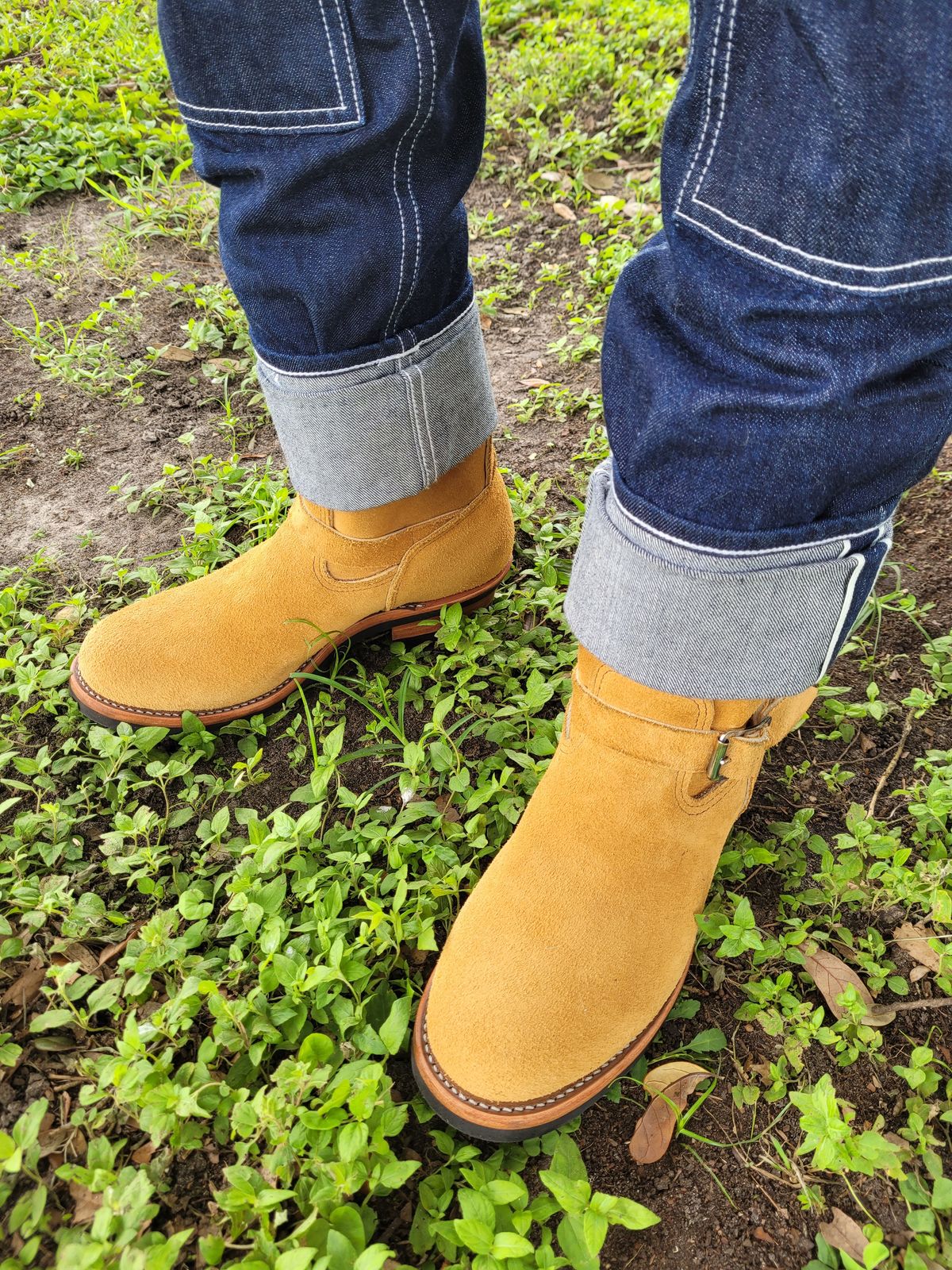 Photo by markieballa on July 8, 2025 of the Keystone Shoe Company Engineer Boot in Tan Roughout.