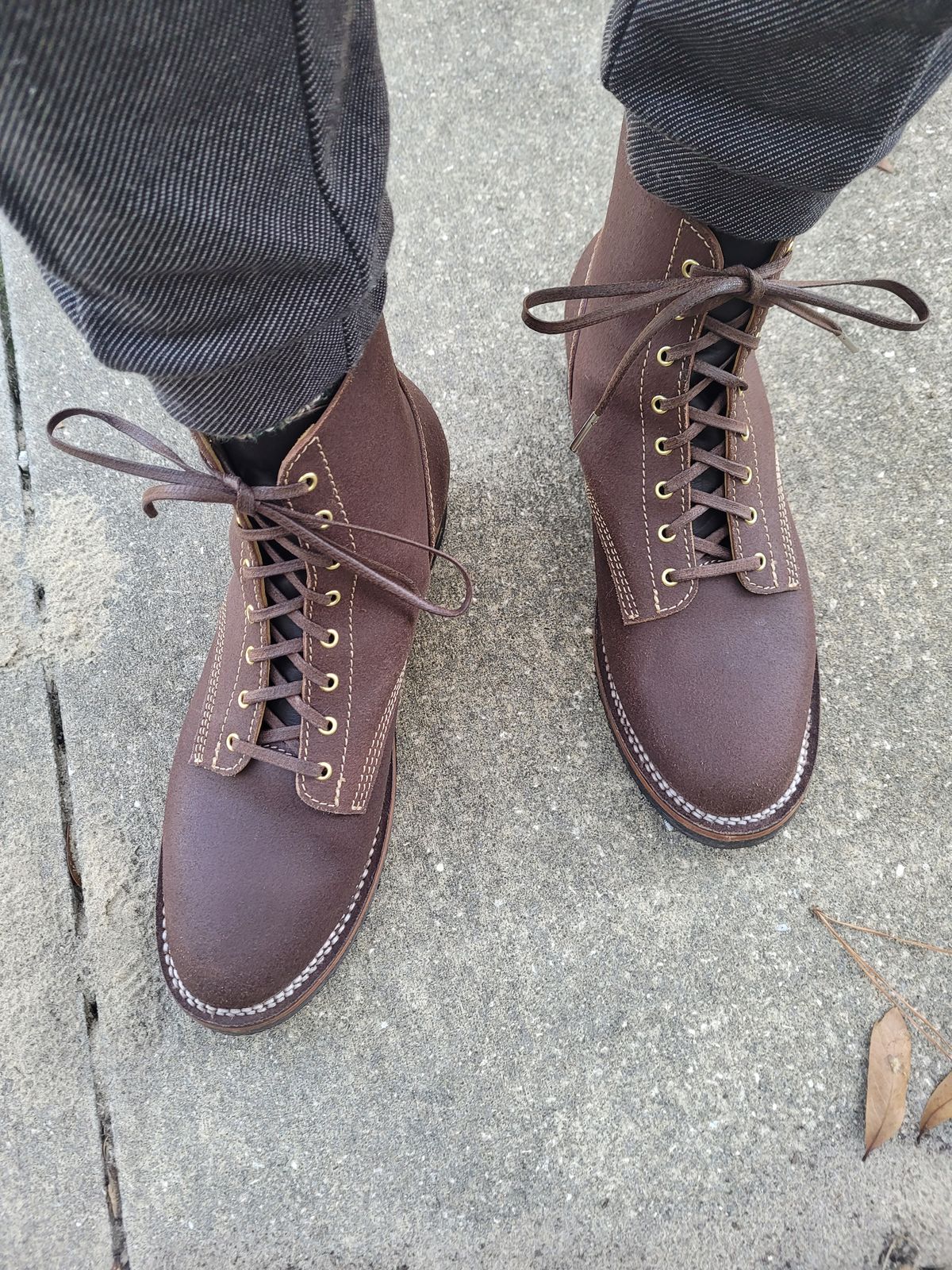 Photo by markieballa on November 22, 2024 of the Oldspeed Boondockers in Wickett & Craig Dark Brown English Bridle.