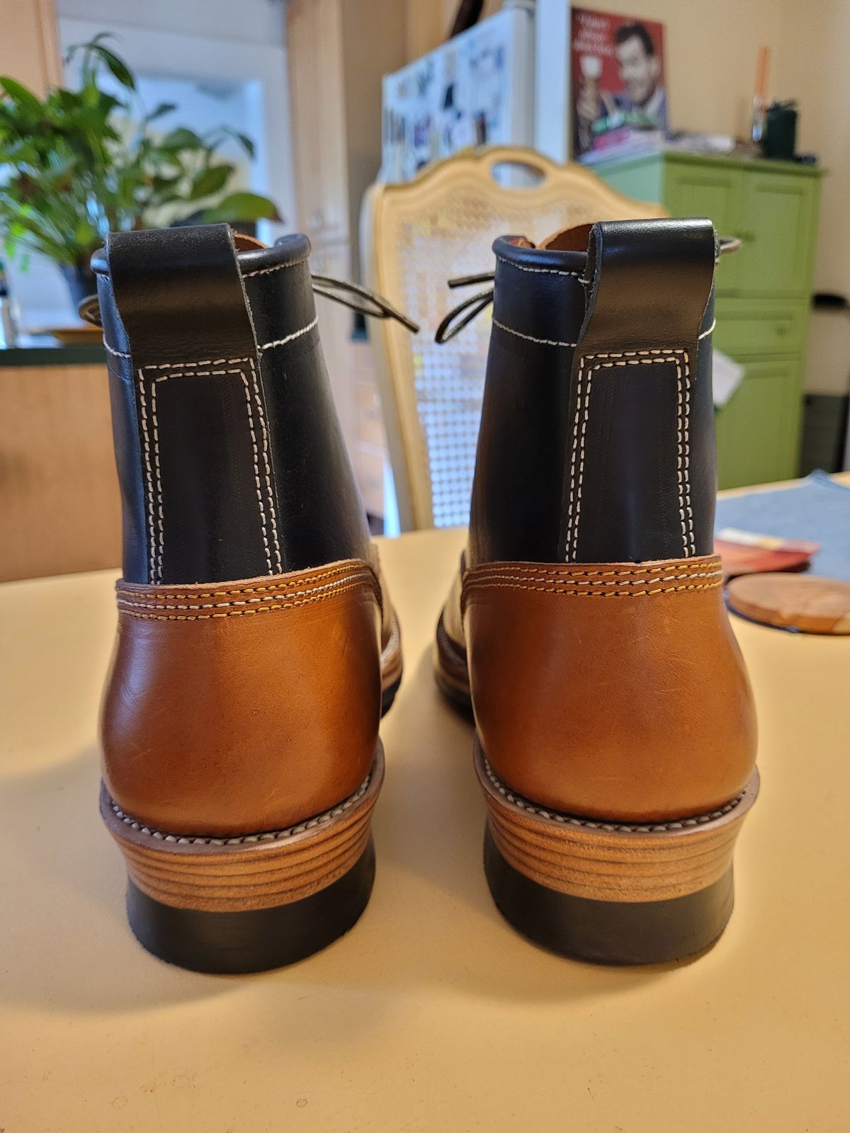 Photo by markieballa on November 13, 2022 of the Fortis Boots Eltuto in Badalassi Carlo Cognac Minerva & Badalassi Carlo Black Minerva.