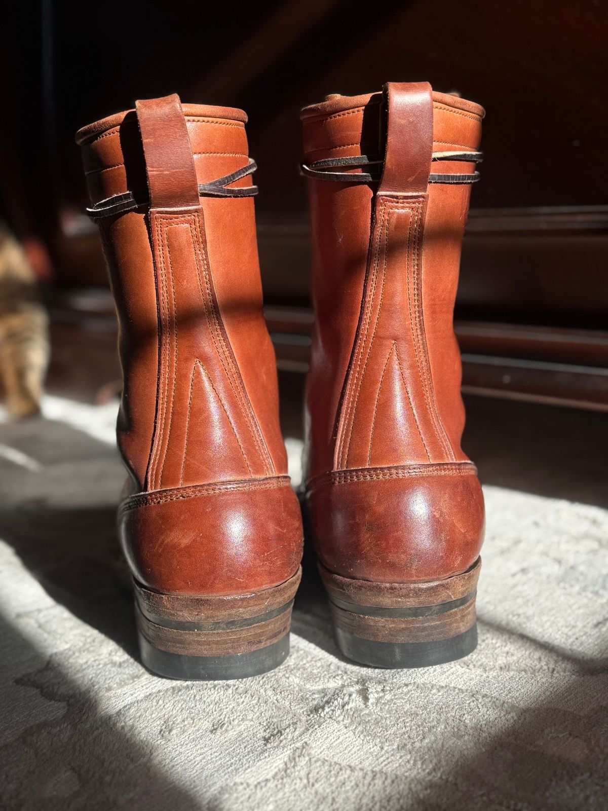 Photo by guzzy_co on December 3, 2025 of the White's Hunter in Seidel Red Dog Oil Tan.