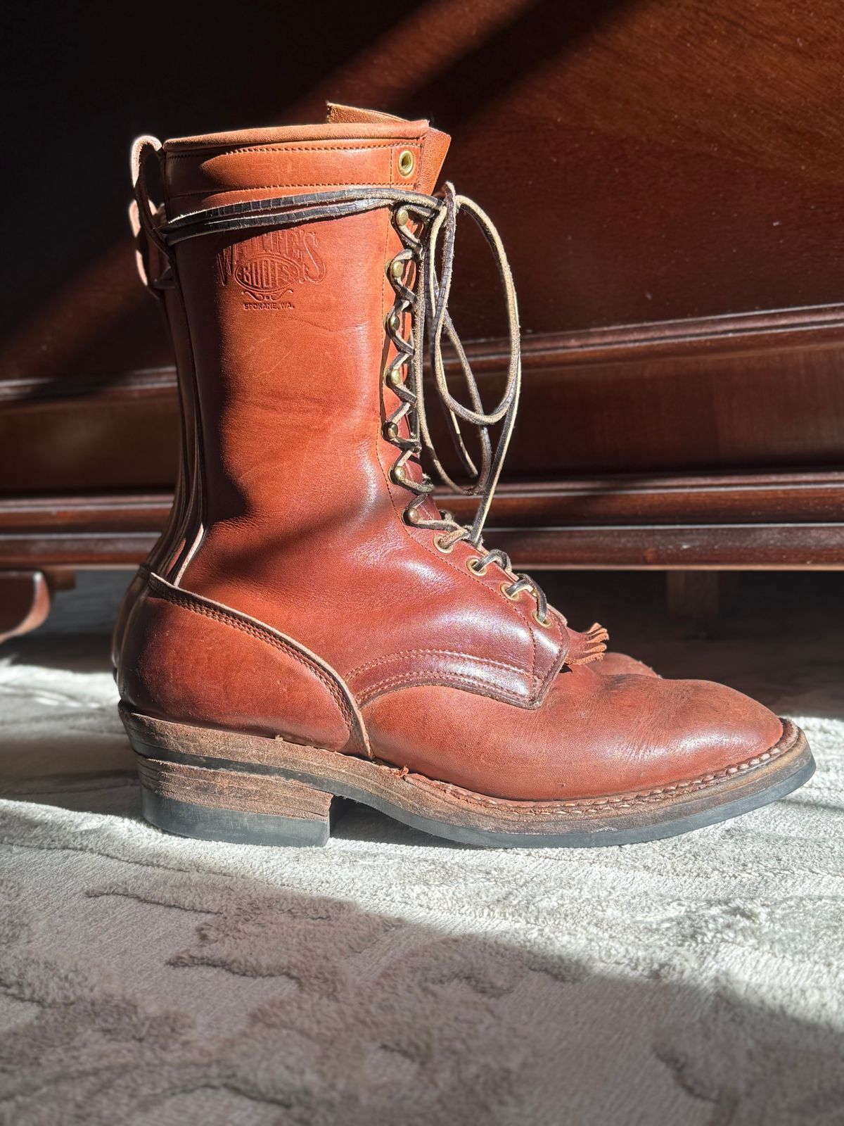 Photo by guzzy_co on December 3, 2025 of the White's Hunter in Seidel Red Dog Oil Tan.