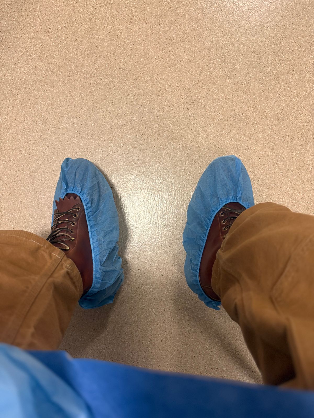 Photo by guzzy_co on December 3, 2025 of the White's Hunter in Seidel Red Dog Oil Tan.