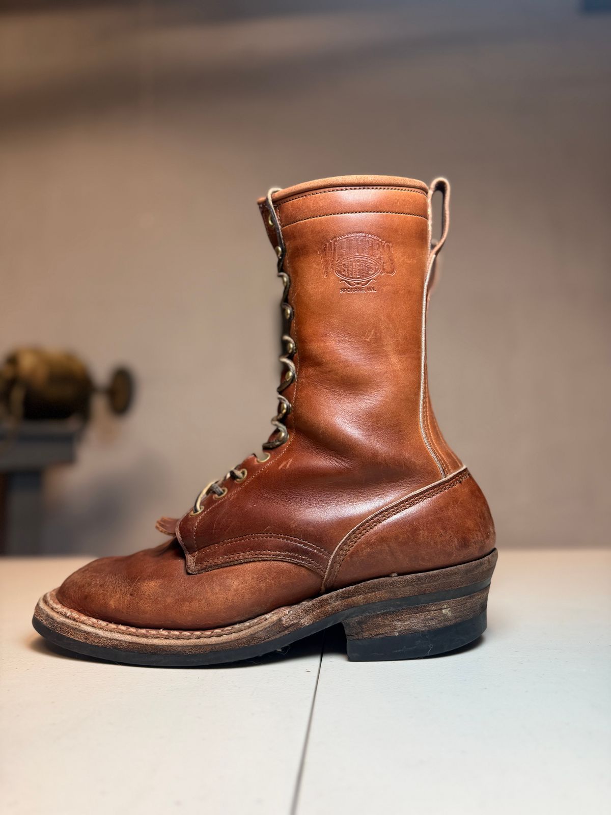 Photo by guzzy_co on March 6, 2026 of the White's Hunter in Seidel Red Dog Oil Tan.