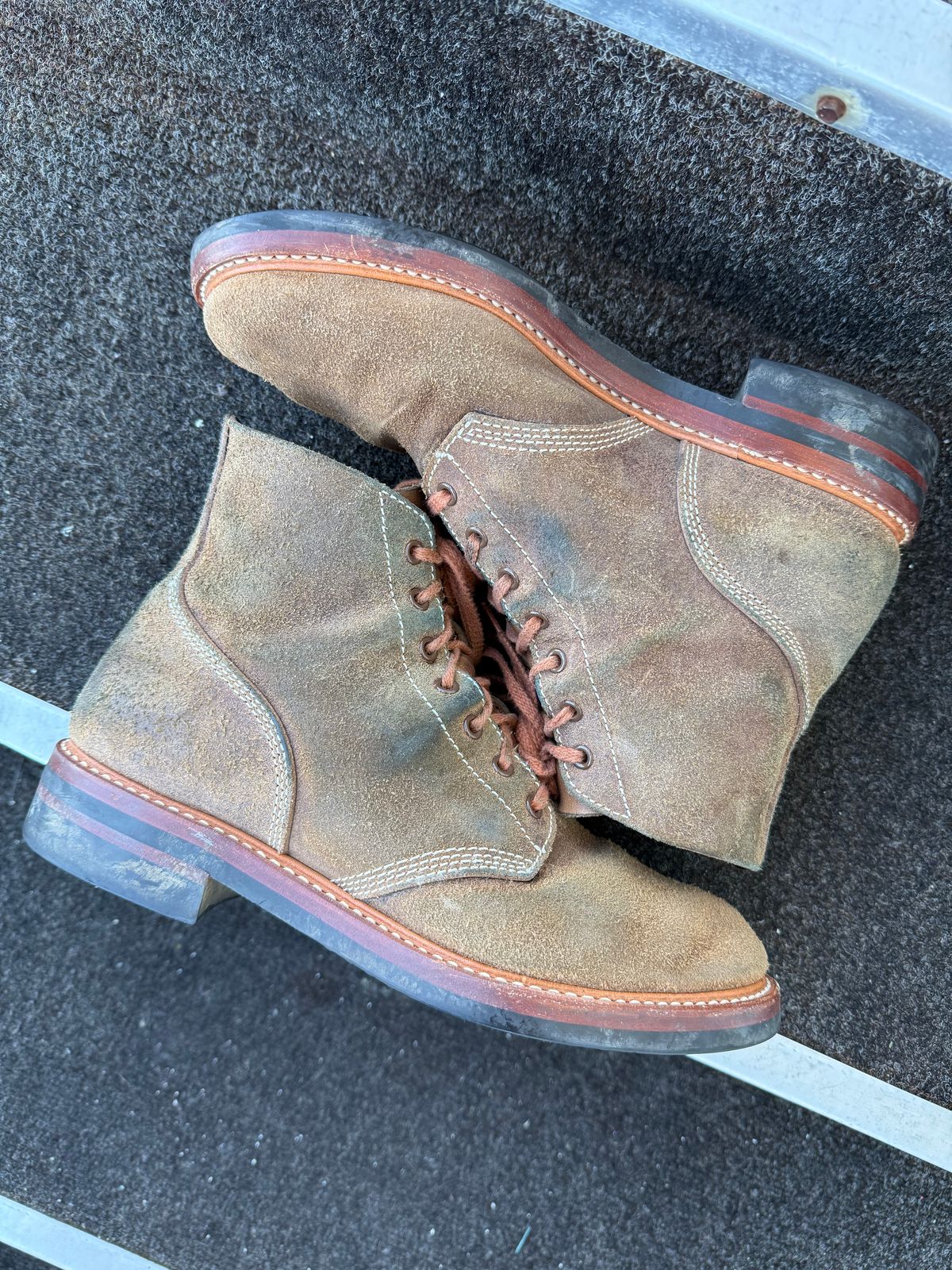 Photo by ruff.de.nimes on January 2, 2026 of the John Lofgren M-43 Service Shoes in Horween Leather CXL Natural Roughout.