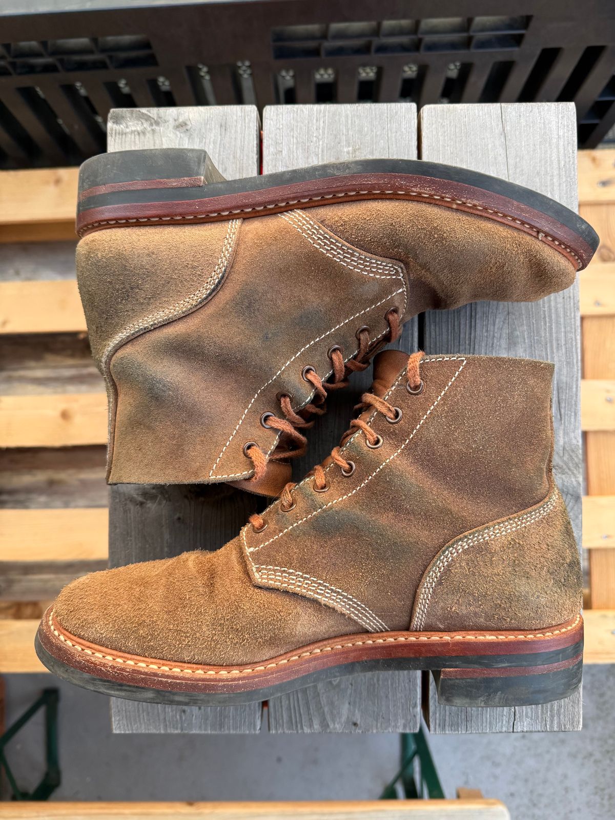 Photo by ruff.de.nimes on March 3, 2026 of the John Lofgren M-43 Service Shoes in Horween Leather CXL Natural Roughout.