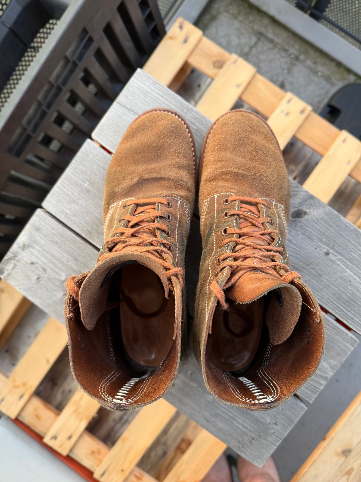 Photo by ruff.de.nimes on March 3, 2026 of the John Lofgren M-43 Service Shoes in Horween Leather CXL Natural Roughout.