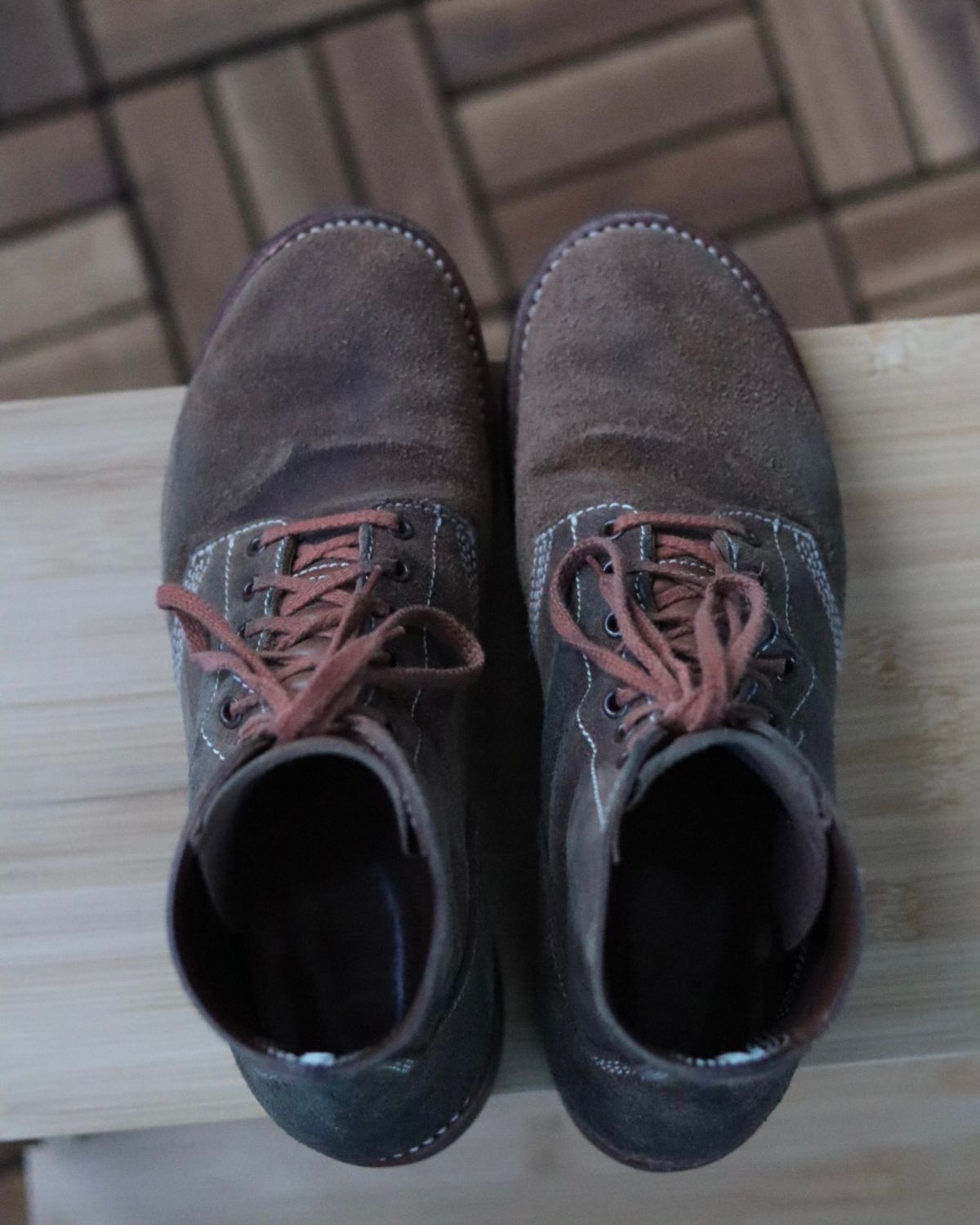 Photo by ruff.de.nimes on March 28, 2026 of the John Lofgren M-43 Service Shoes in Horween Leather CXL Natural Roughout.