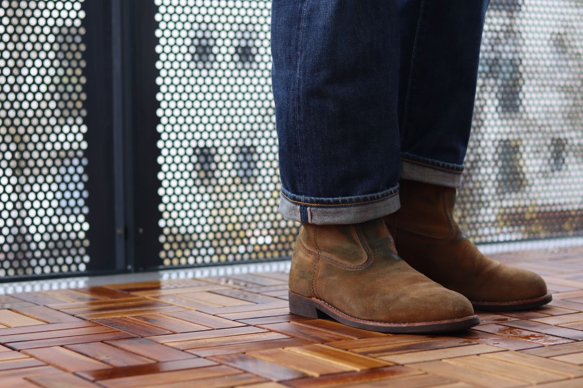 Photo by ruff.de.nimes on March 29, 2026 of the Red Wing 8060 in Red Wing / S.B. Foot Hawthorne Muleskinner.