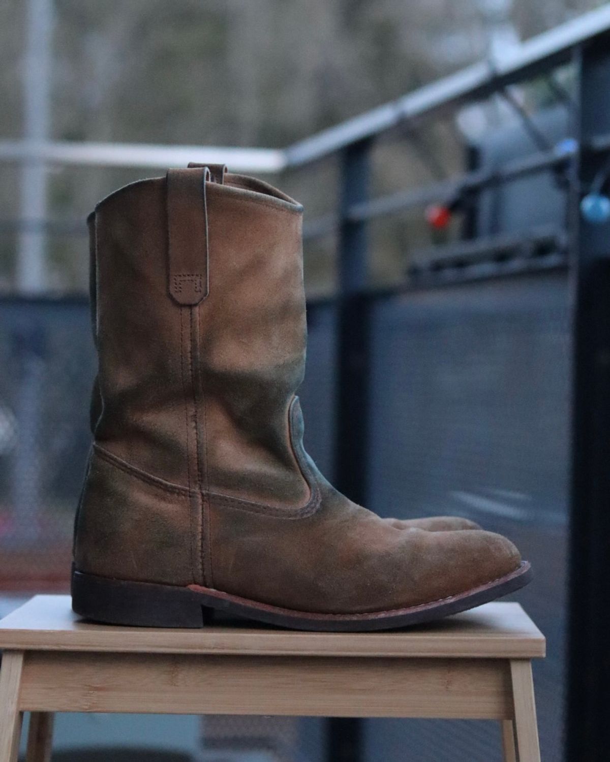 Photo by ruff.de.nimes on March 28, 2026 of the Red Wing 8060 in Red Wing / S.B. Foot Hawthorne Muleskinner.