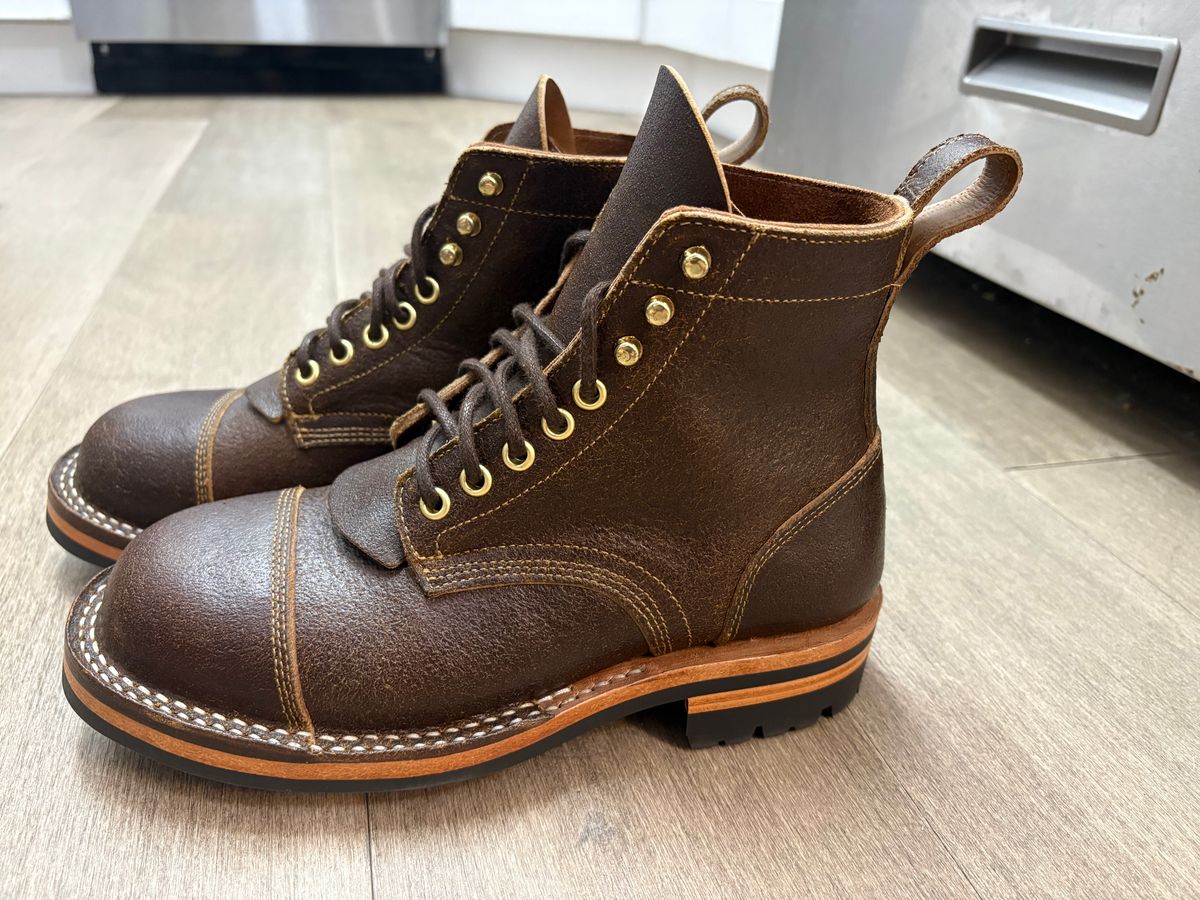 Photo by jadecathedral on November 1, 2025 of the Bordon Tukano Boots in Horween Cinnamon Waxed Flesh.
