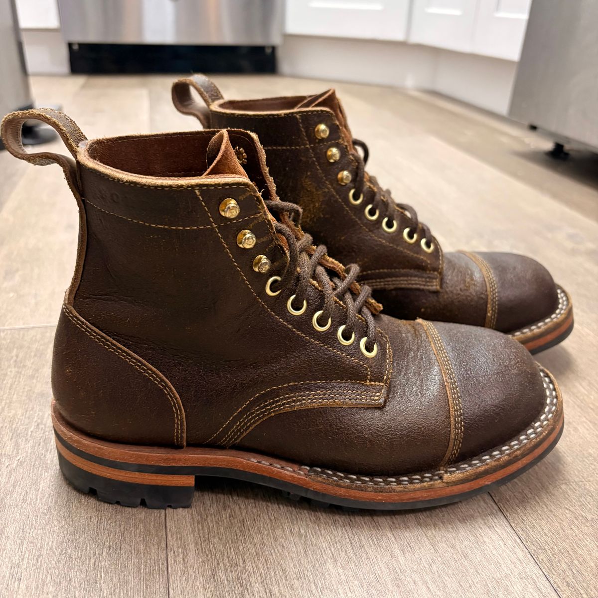 Photo by jadecathedral on December 2, 2025 of the Bordon Tukano Boots in Horween Cinnamon Waxed Flesh.