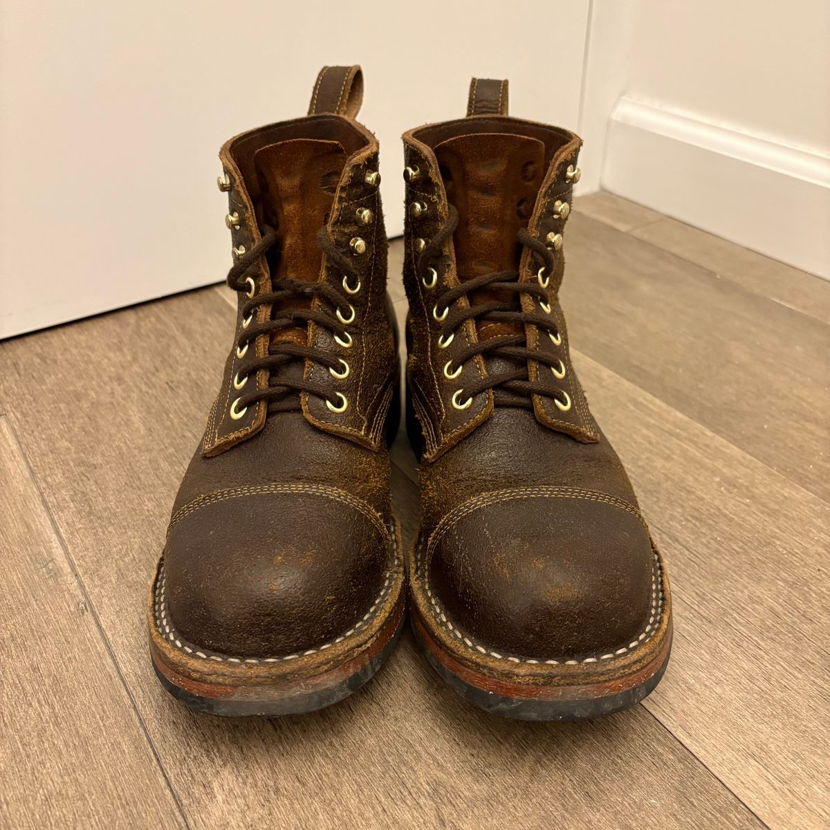 Photo by jadecathedral on March 2, 2026 of the Bordon Tukano Boots in Horween Cinnamon Waxed Flesh.