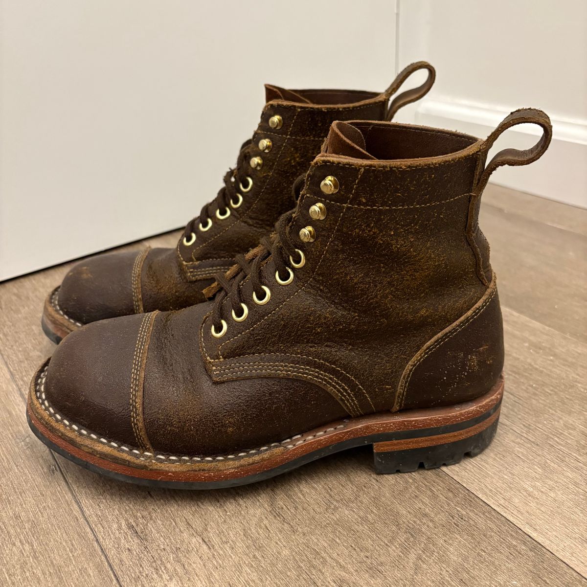 Photo by jadecathedral on March 2, 2026 of the Bordon Tukano Boots in Horween Cinnamon Waxed Flesh.