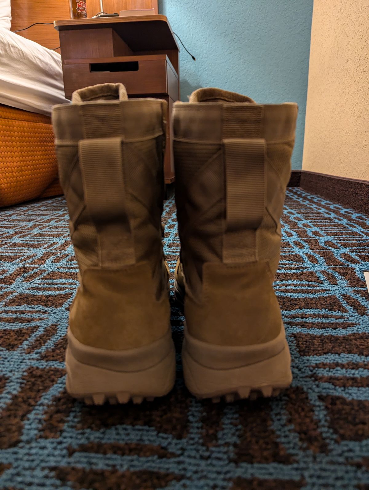 Photo by selledge07 on November 6, 2024 of the Garmont T8 NFS 670 Regular in Roughout Leather Coyote Brown.