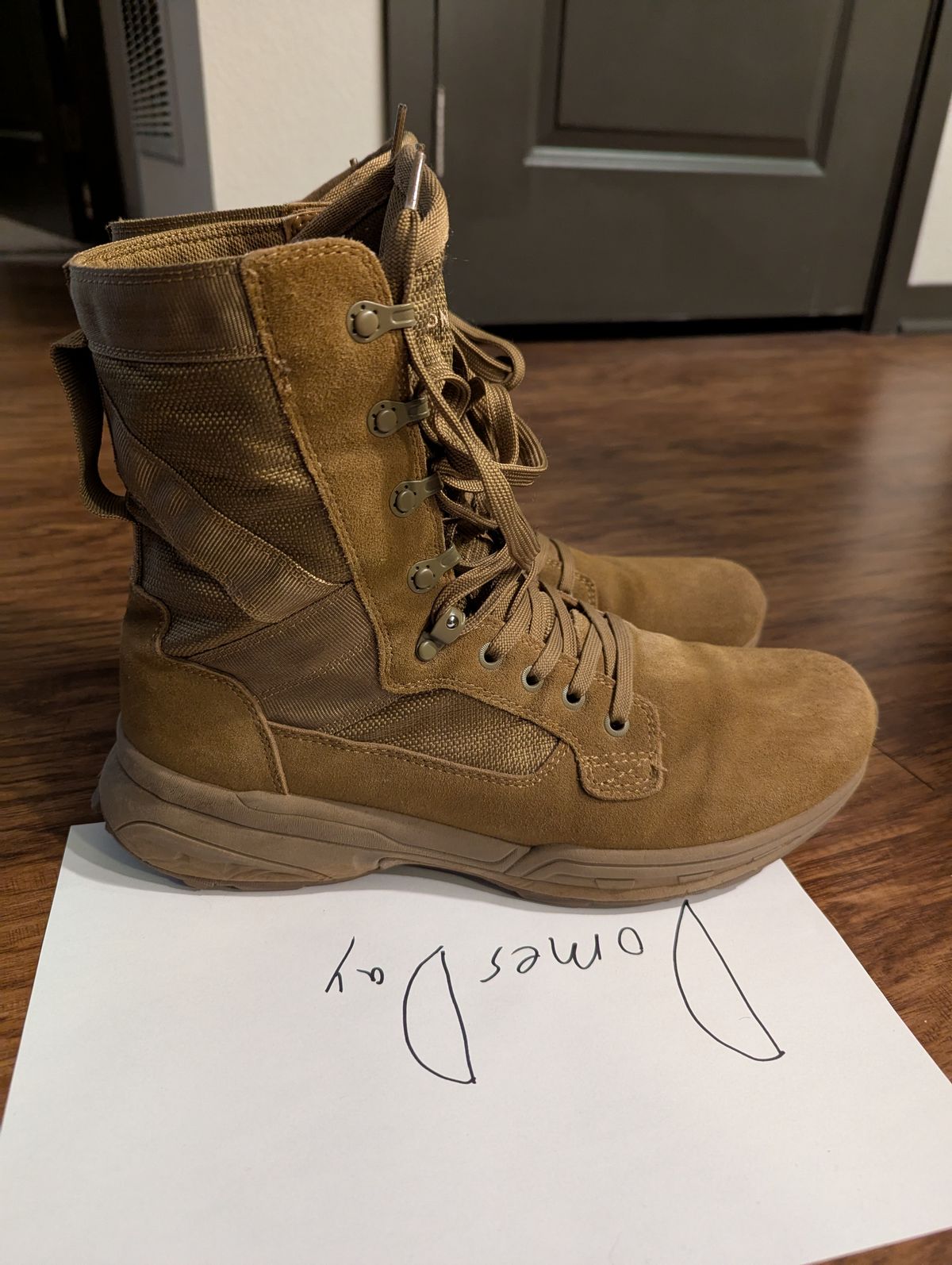 Photo by selledge07 on December 4, 2024 of the Garmont T8 NFS 670 Regular in Roughout Leather Coyote Brown.