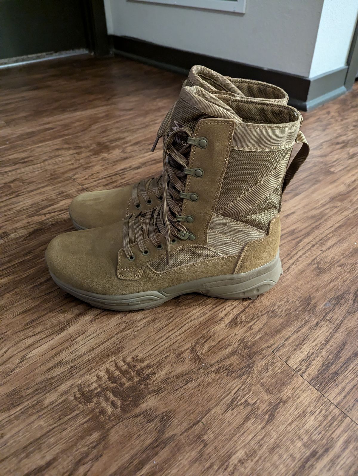 Photo by selledge07 on October 1, 2024 of the Garmont T8 NFS 670 Regular in Roughout Leather Coyote Brown.