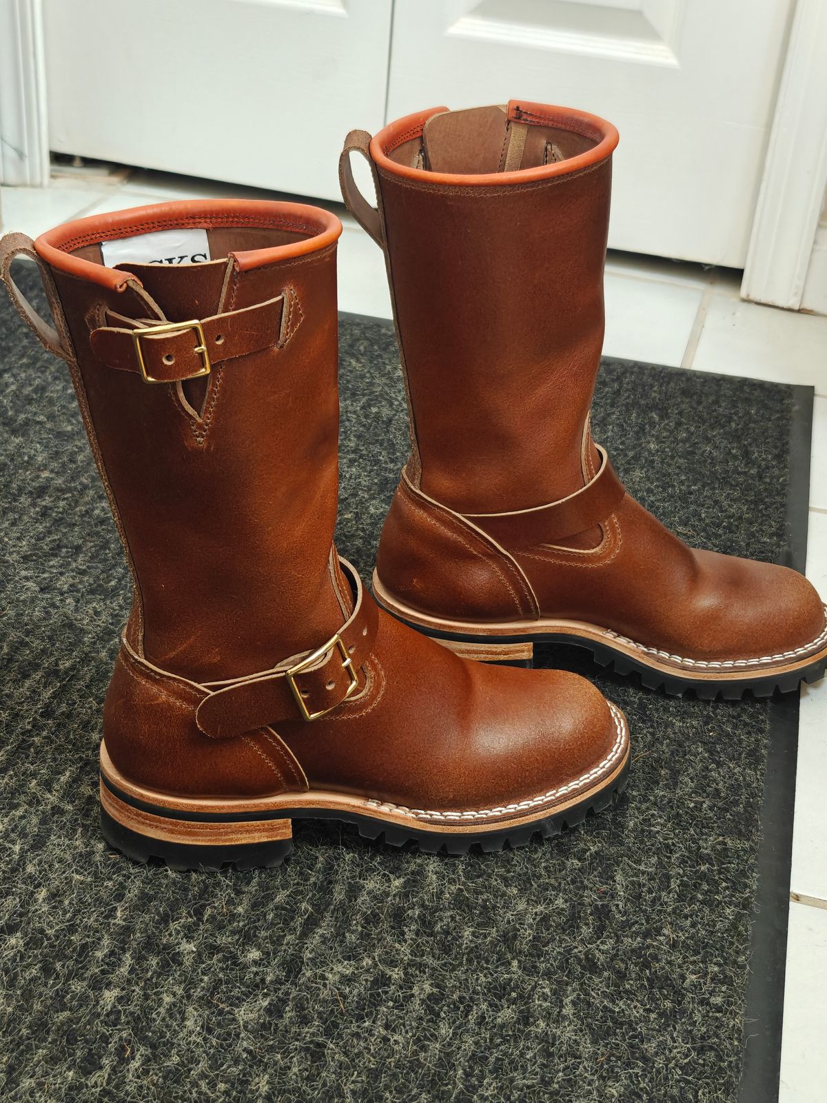 Photo by Angiogenesis35 on October 1, 2025 of the Nicks The Breakman in Horween Ember Waxed Flesh.