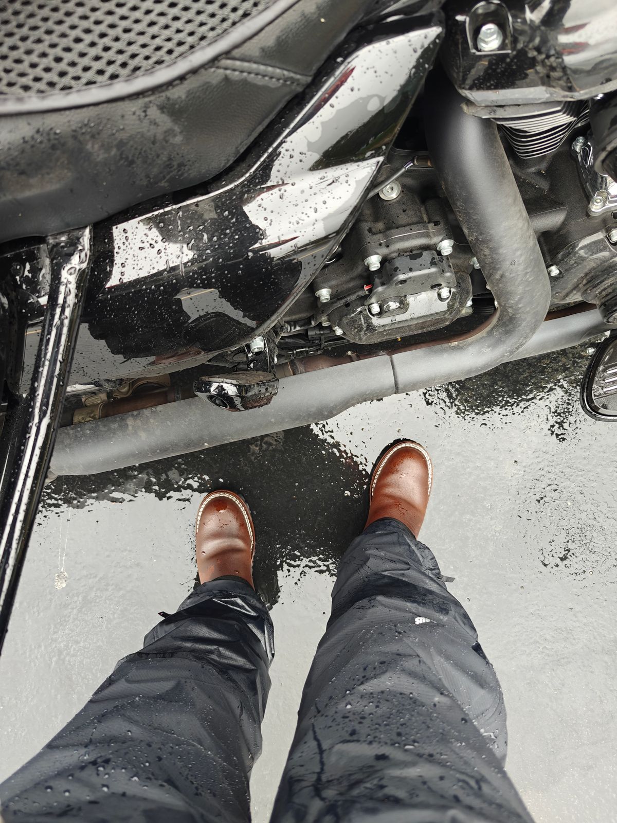 Photo by Angiogenesis35 on October 19, 2025 of the Nicks The Breakman in Horween Ember Waxed Flesh.