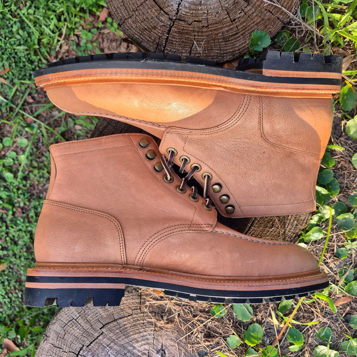 Photo by jg on October 3, 2025 of the Grant Stone Ottawa Boot in Incas Natural Kangaroo.