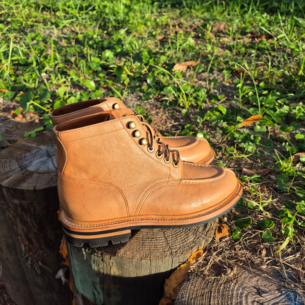 Photo by jg on October 3, 2025 of the Grant Stone Ottawa Boot in Incas Natural Kangaroo.