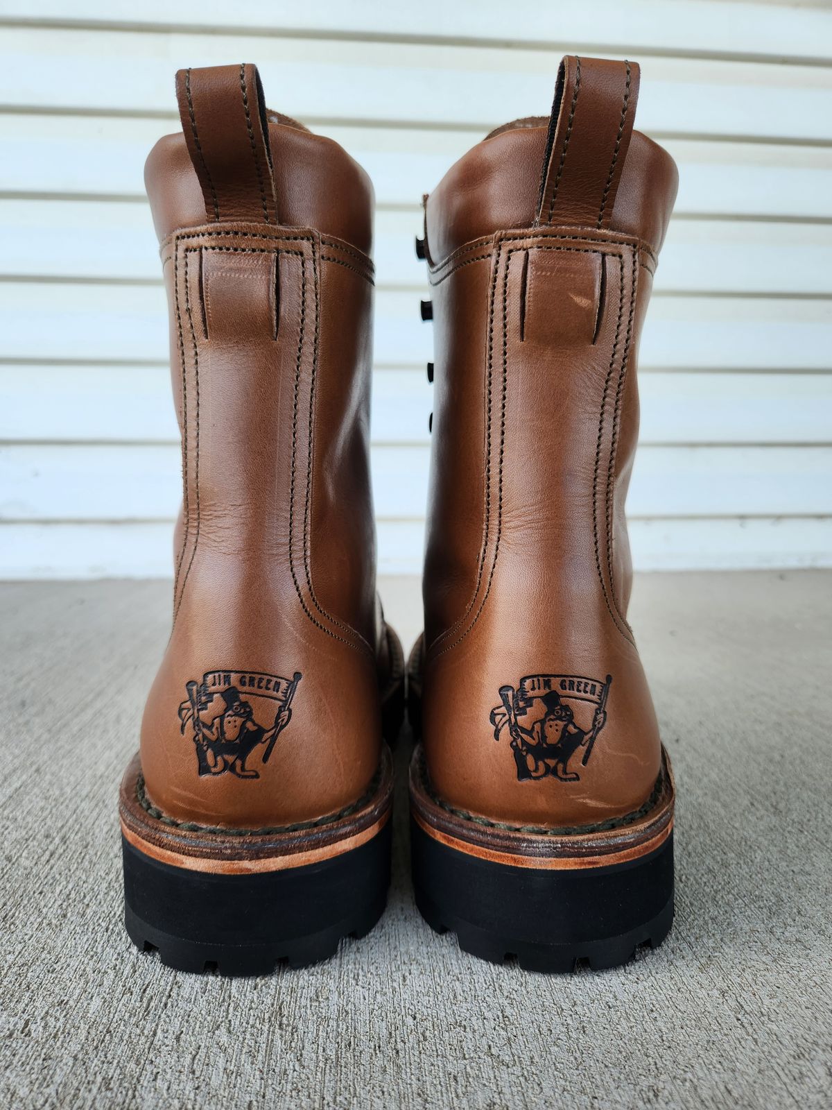Photo by gotmoore on October 4, 2024 of the Jim Green Jim Green / AR8 in Jim Green / Natural Veg Tan.