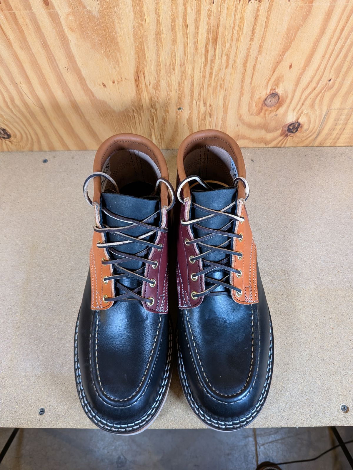 Photo by gotmoore on May 12, 2025 of the Nicks Moc Toe in Horween Black Chromexcel.