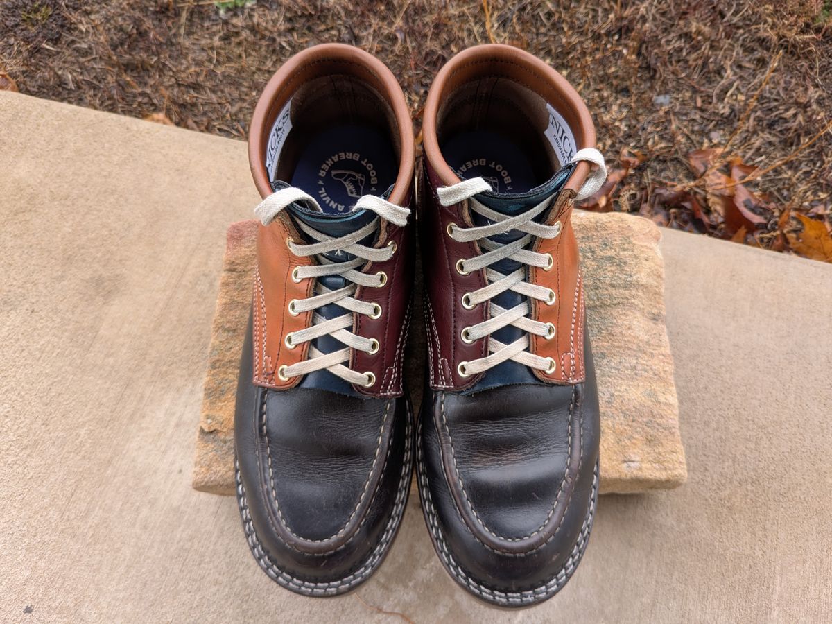 Photo by gotmoore on March 5, 2026 of the Nicks Moc Toe in Horween Black Chromexcel & Wickett & Craig Medium Brown Traditional Harness & Wickett & Craig Burgundy Traditional Harness.