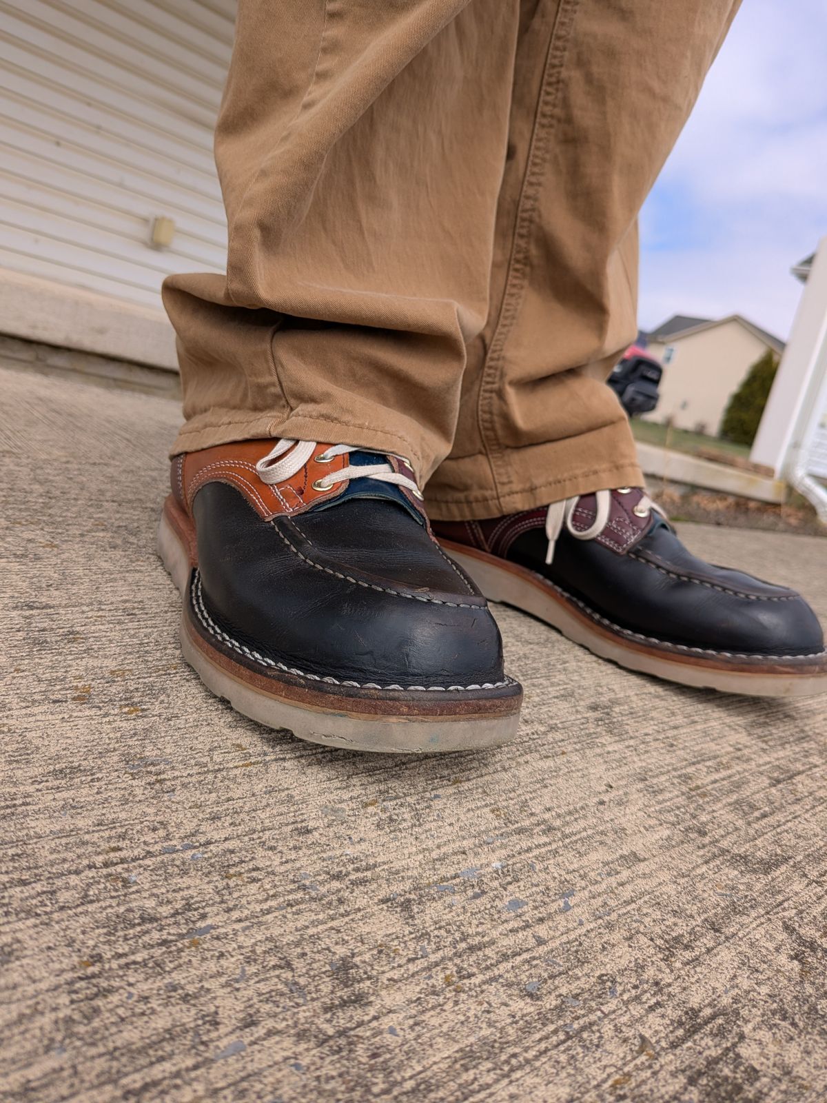 Photo by gotmoore on March 19, 2026 of the Nicks Moc Toe in Horween Black Chromexcel & Wickett & Craig Medium Brown Traditional Harness & Wickett & Craig Burgundy Traditional Harness.