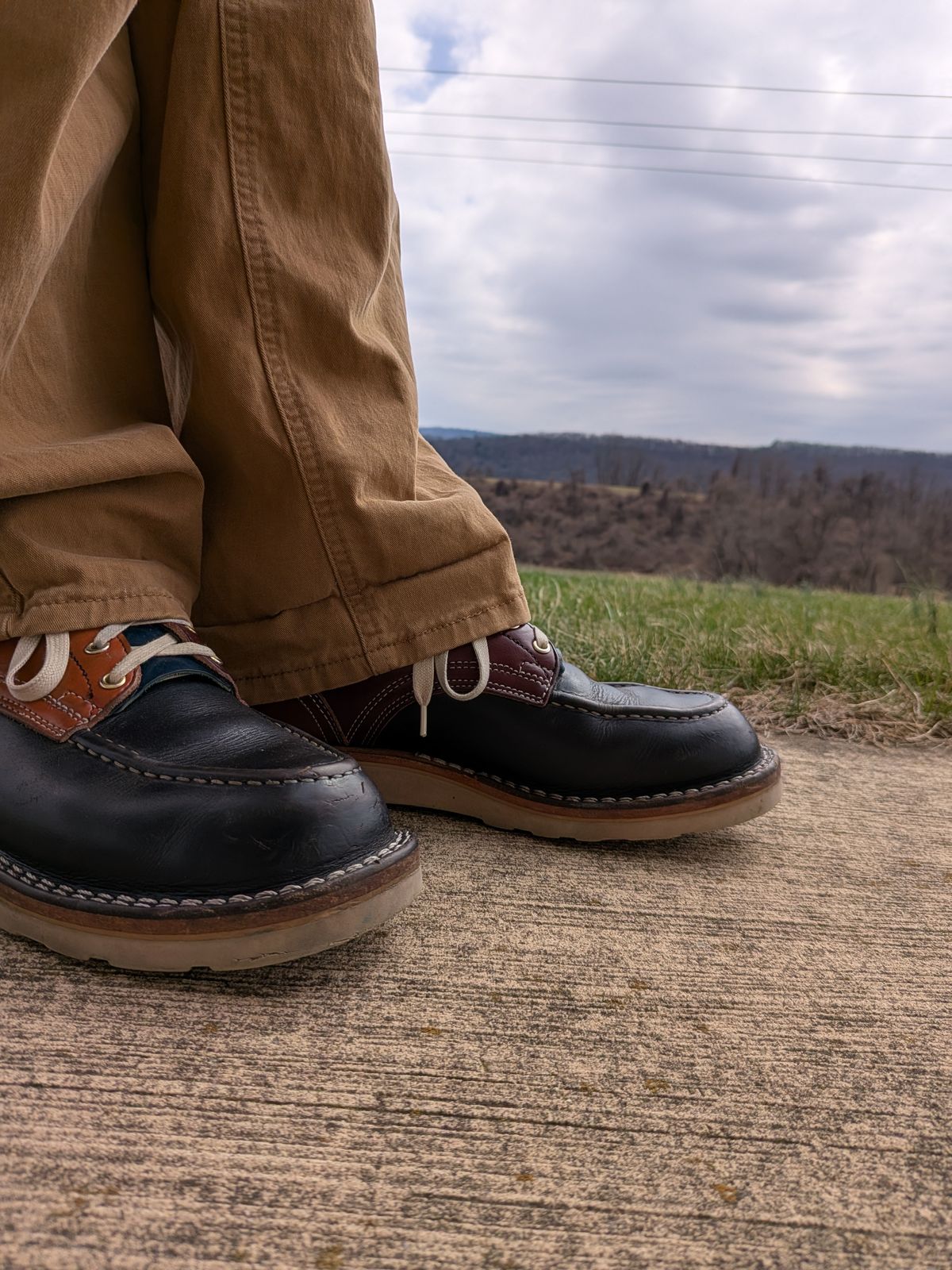 Photo by gotmoore on March 19, 2026 of the Nicks Moc Toe in Horween Black Chromexcel & Wickett & Craig Medium Brown Traditional Harness & Wickett & Craig Burgundy Traditional Harness.