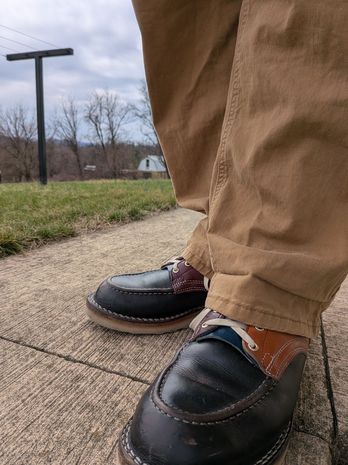 Photo by gotmoore on March 19, 2026 of the Nicks Moc Toe in Horween Black Chromexcel & Wickett & Craig Medium Brown Traditional Harness & Wickett & Craig Burgundy Traditional Harness.