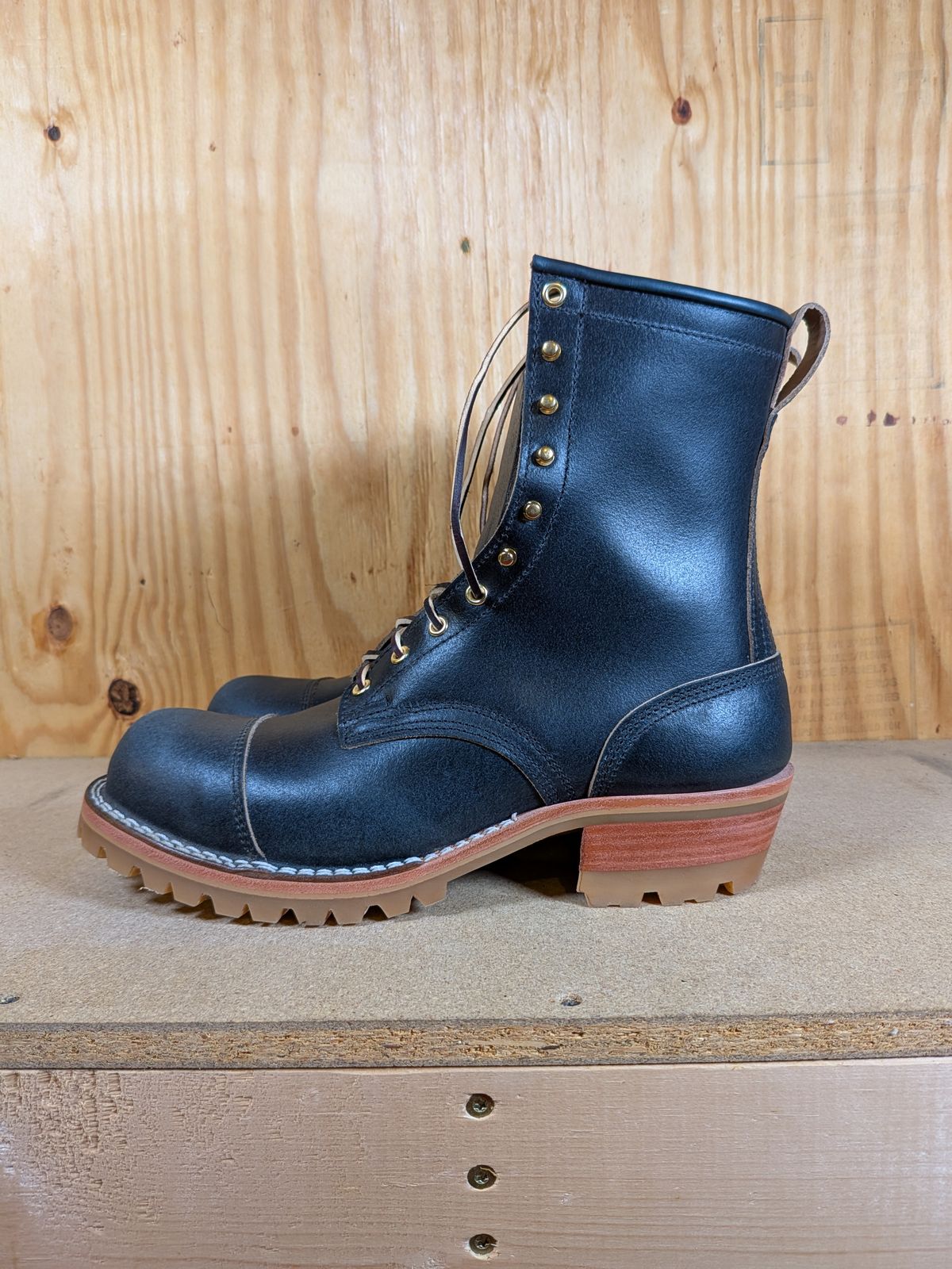 Photo by gotmoore on May 12, 2025 of the Nicks Lace Up Heritage in Pacific Waxed Flesh.