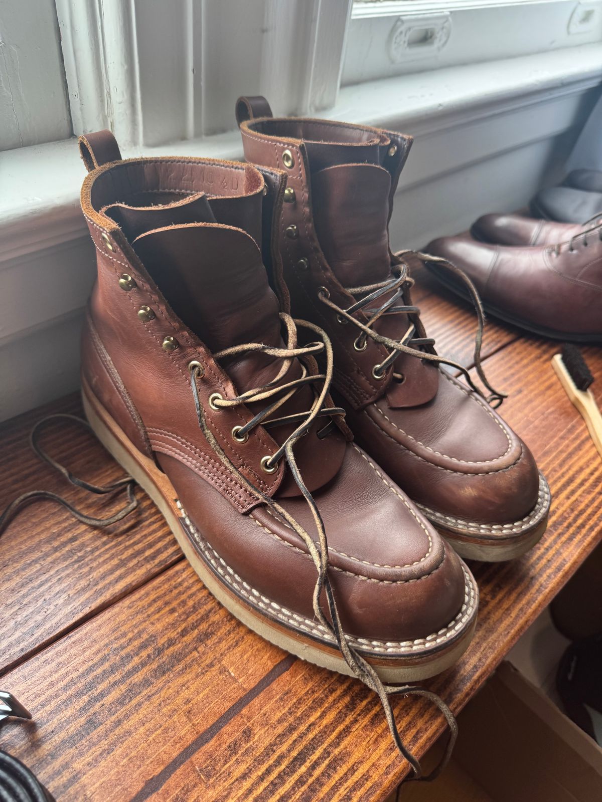 Photo by tandy on April 25, 2025 of the Nicks Moc Toe in Seidel 1964 Brown.
